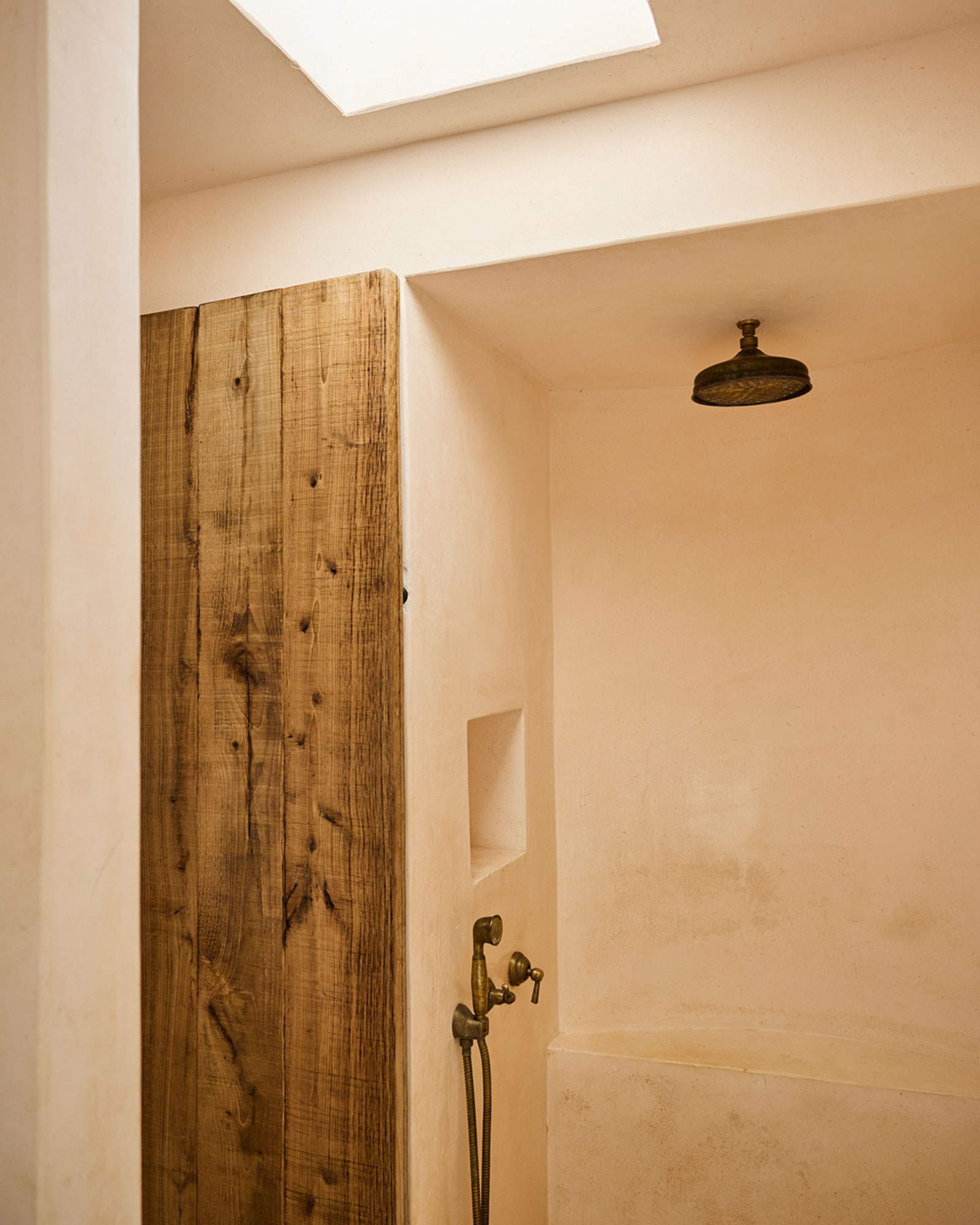 il-guardiano_trullo_puglia-italy_interior-bathroom-design.jpg