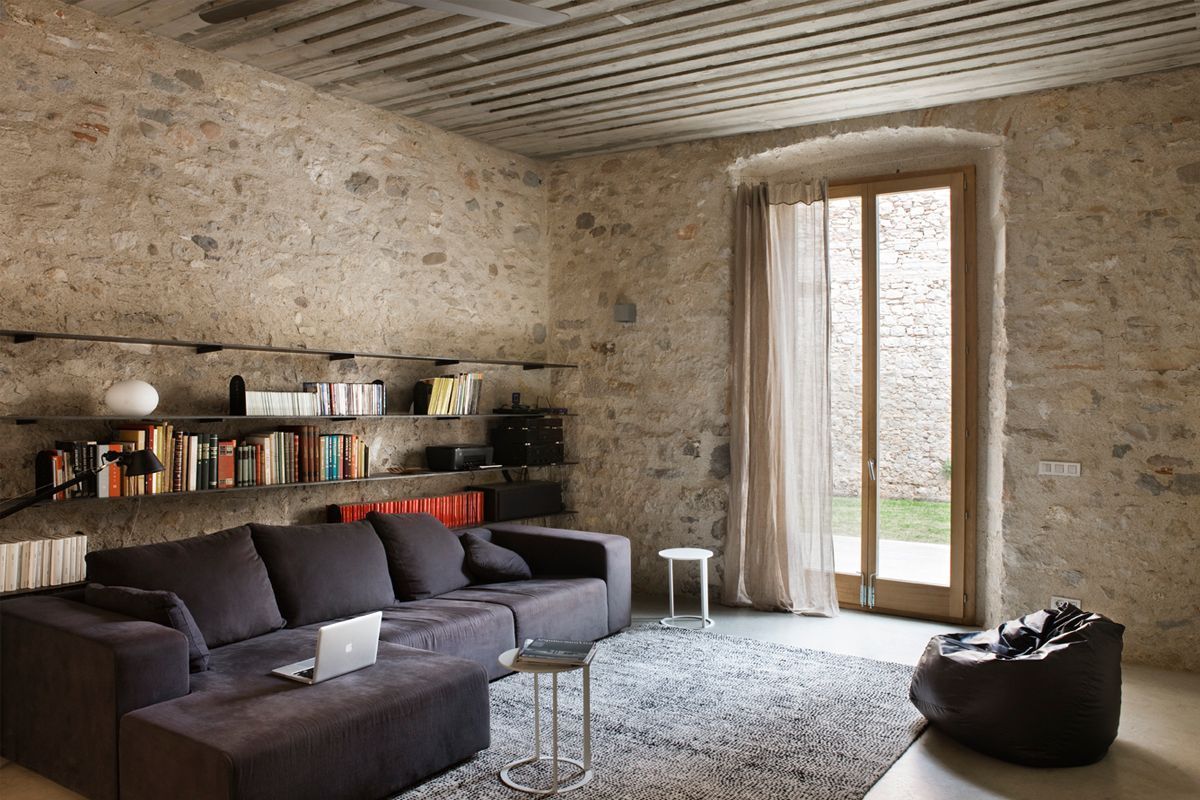 vacation_home_rental_girona_08.jpg