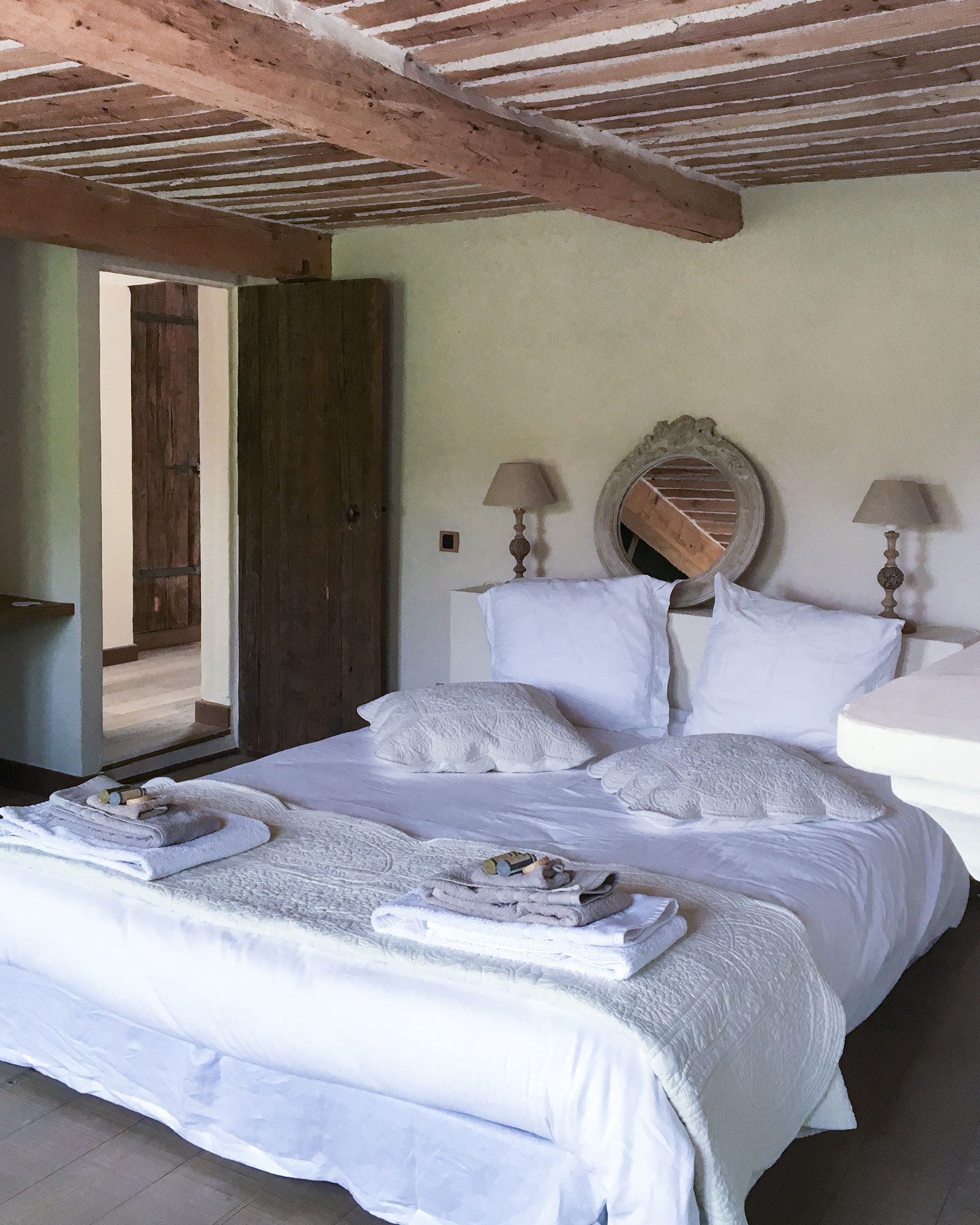 old-stone-house_villa_seillans-france_interior-bed-room-space.jpg
