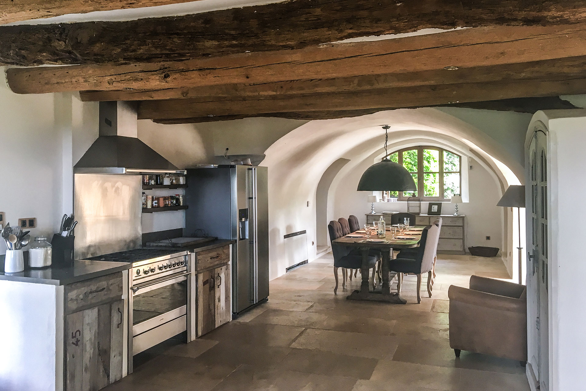 old-stone-house_villa_seillans-france_interior-space.jpg