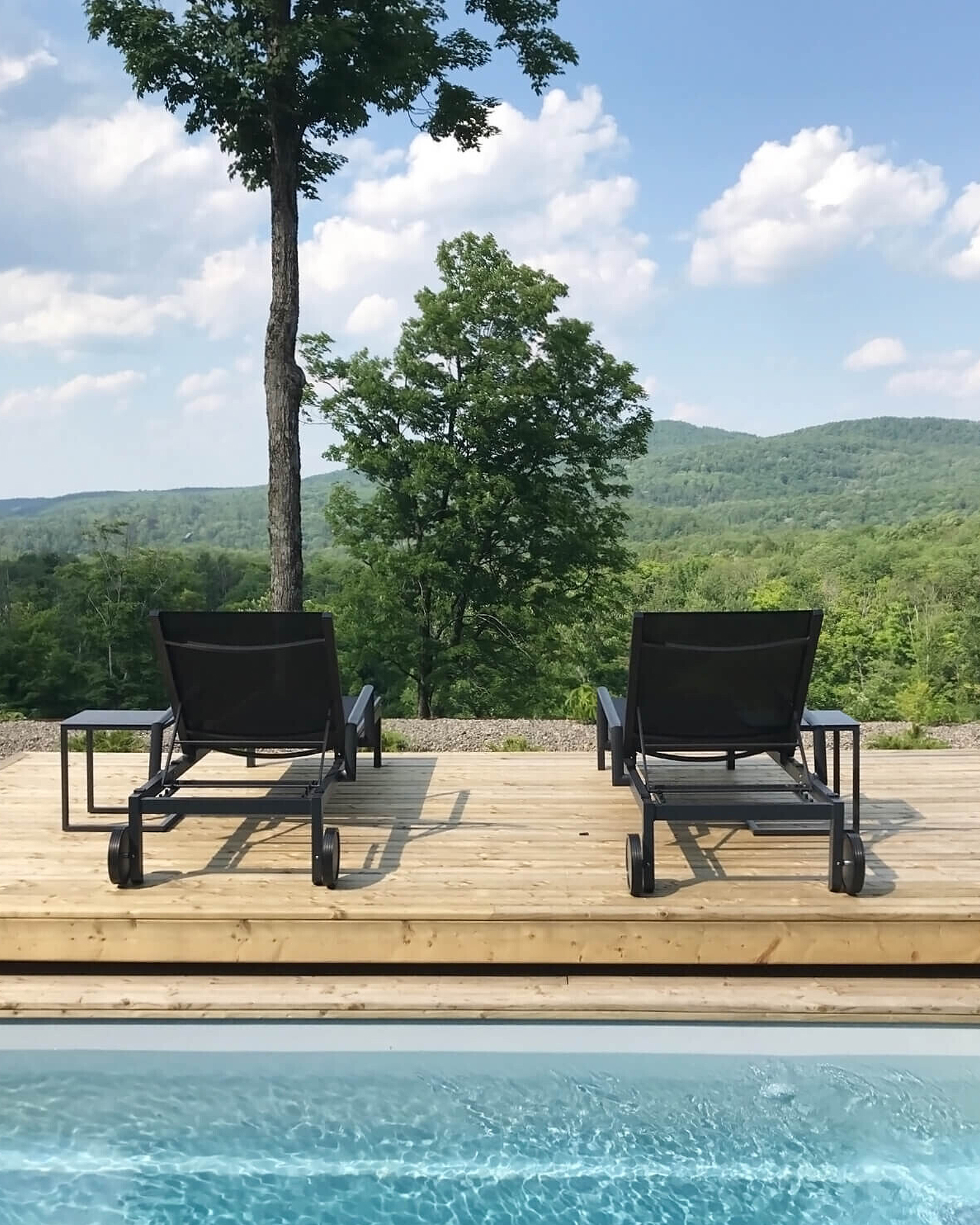 bolton-residence_house_quebec-canada_exterior-pool.jpg