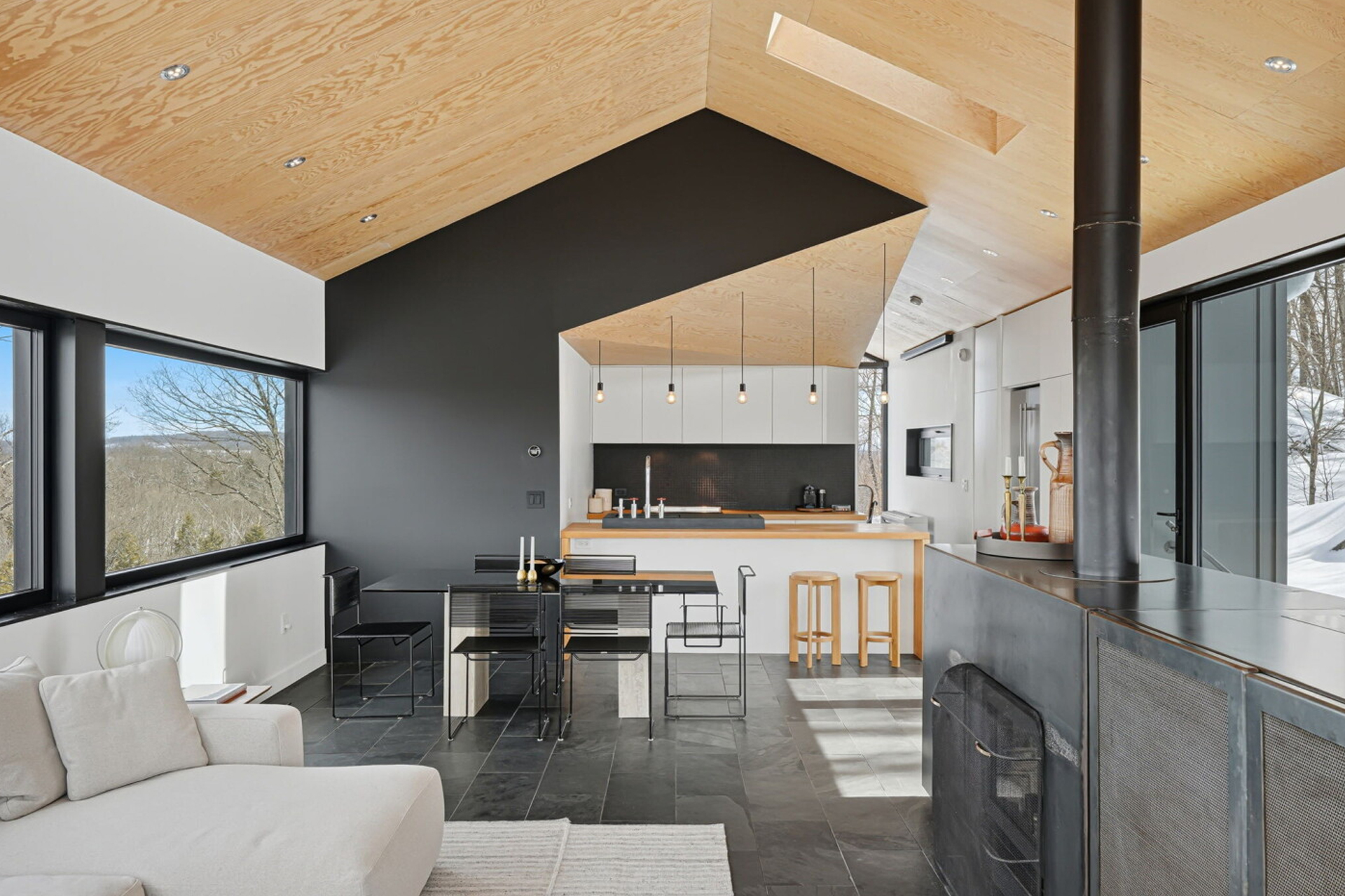 bolton-residence_house_quebec-canada_interior-design.jpg