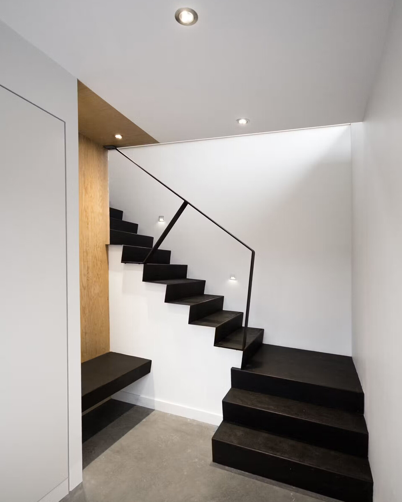 bolton-residence_house_quebec-canada_interior-stairs.jpg