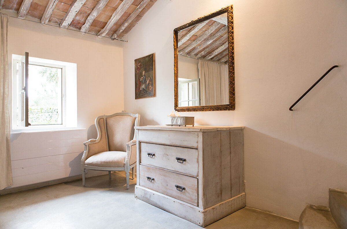 vaugines-farmhouse