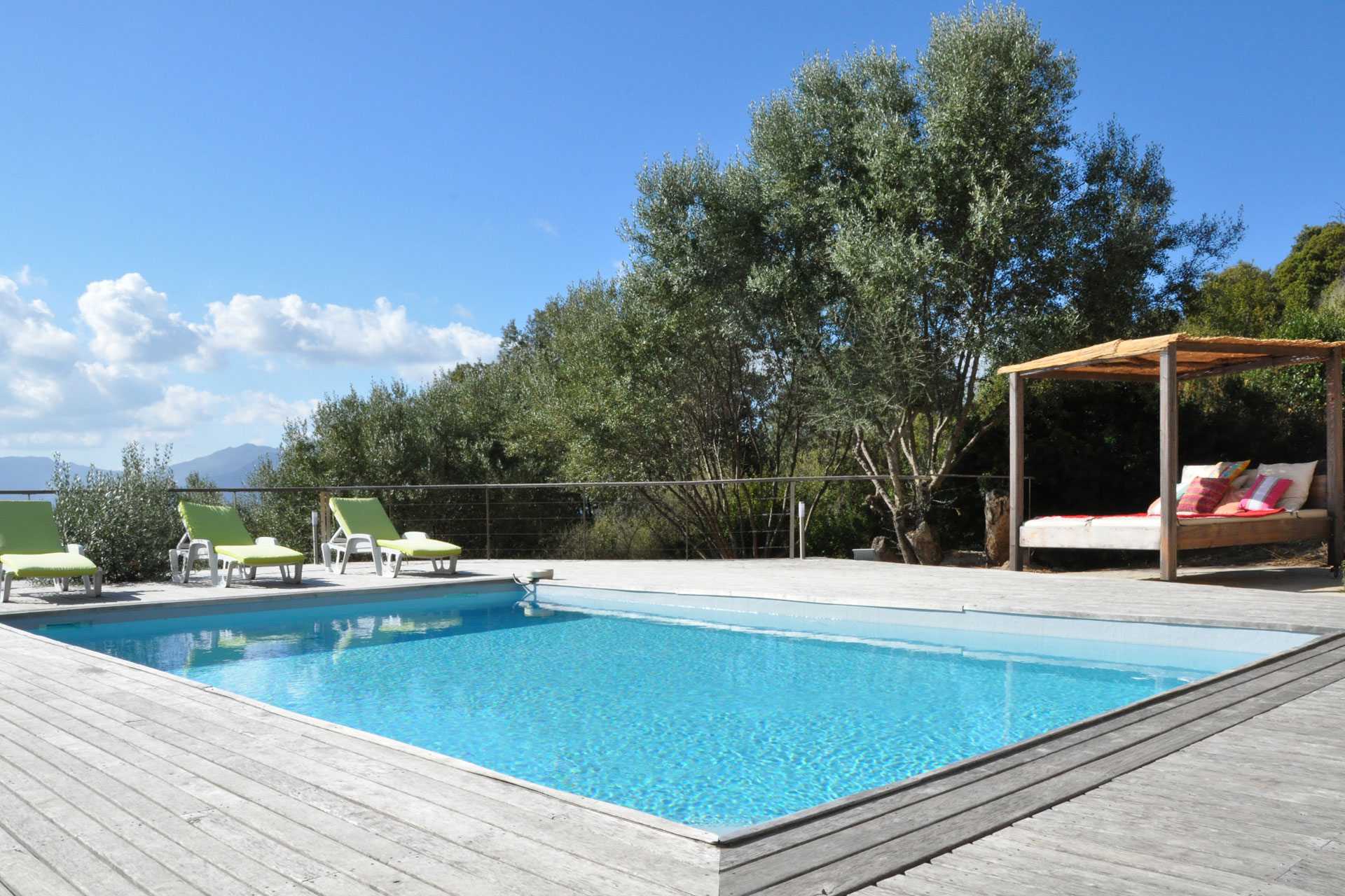 maison-olmeto_house_corsica-france_exterior-pool.jpg