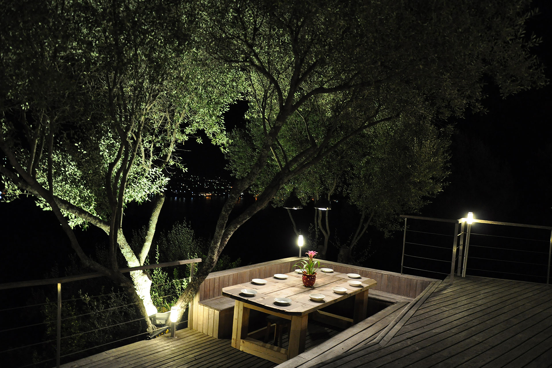 maison-olmeto_house_corsica-france_exterior-table-night.jpg