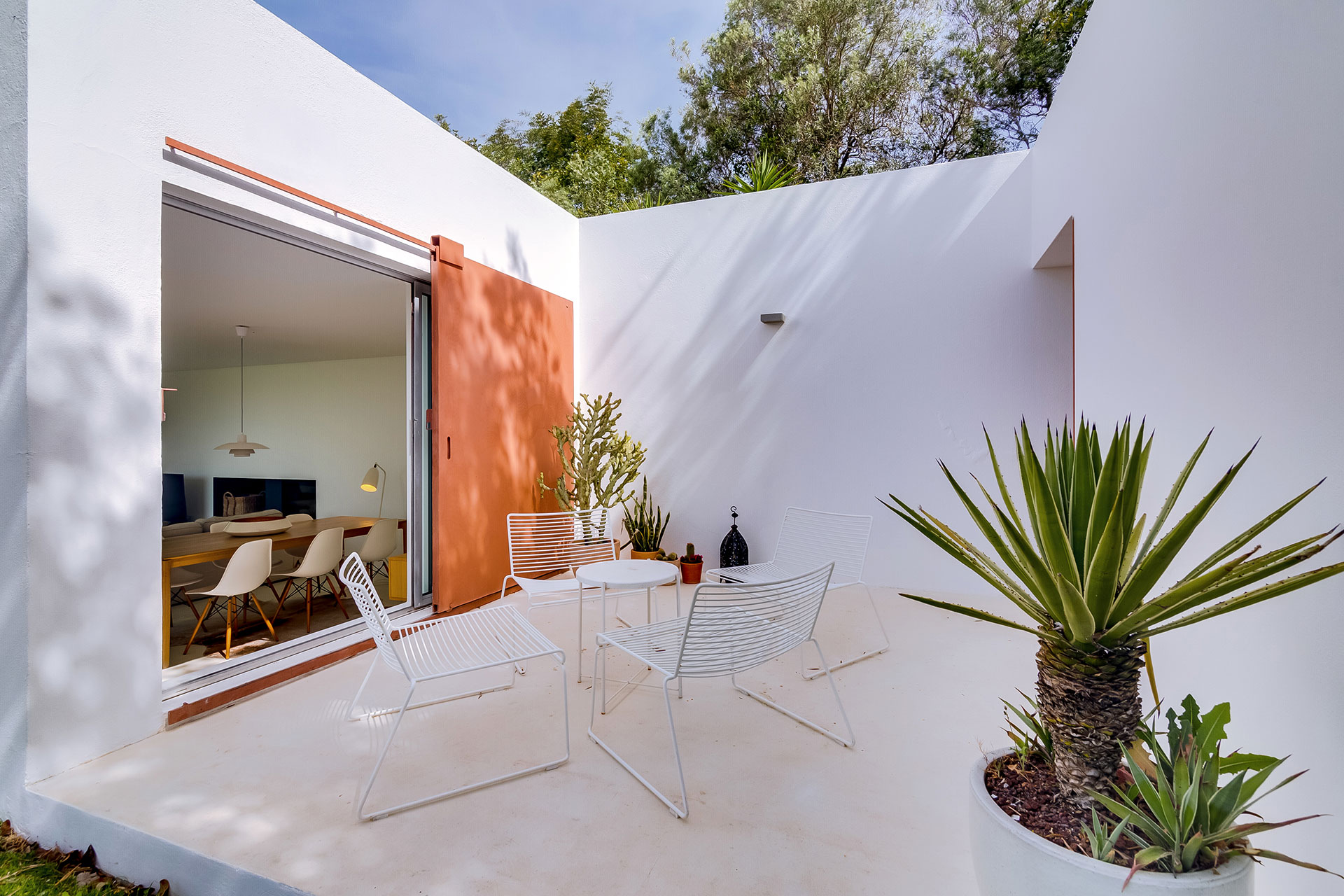 villa-agosto_villa_faro-portugal_exterior.jpg