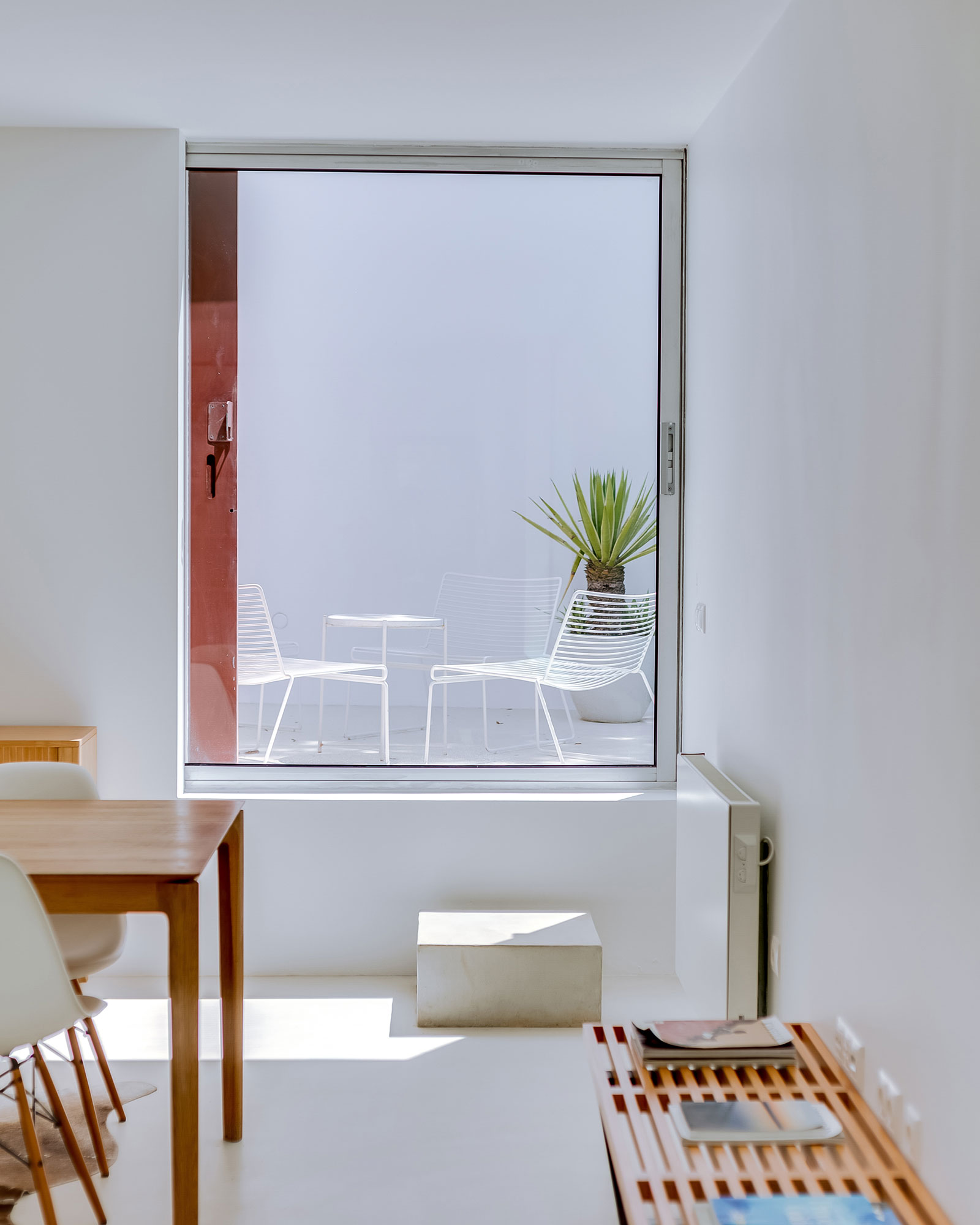 villa-agosto_villa_faro-portugal_interior-2.jpg
