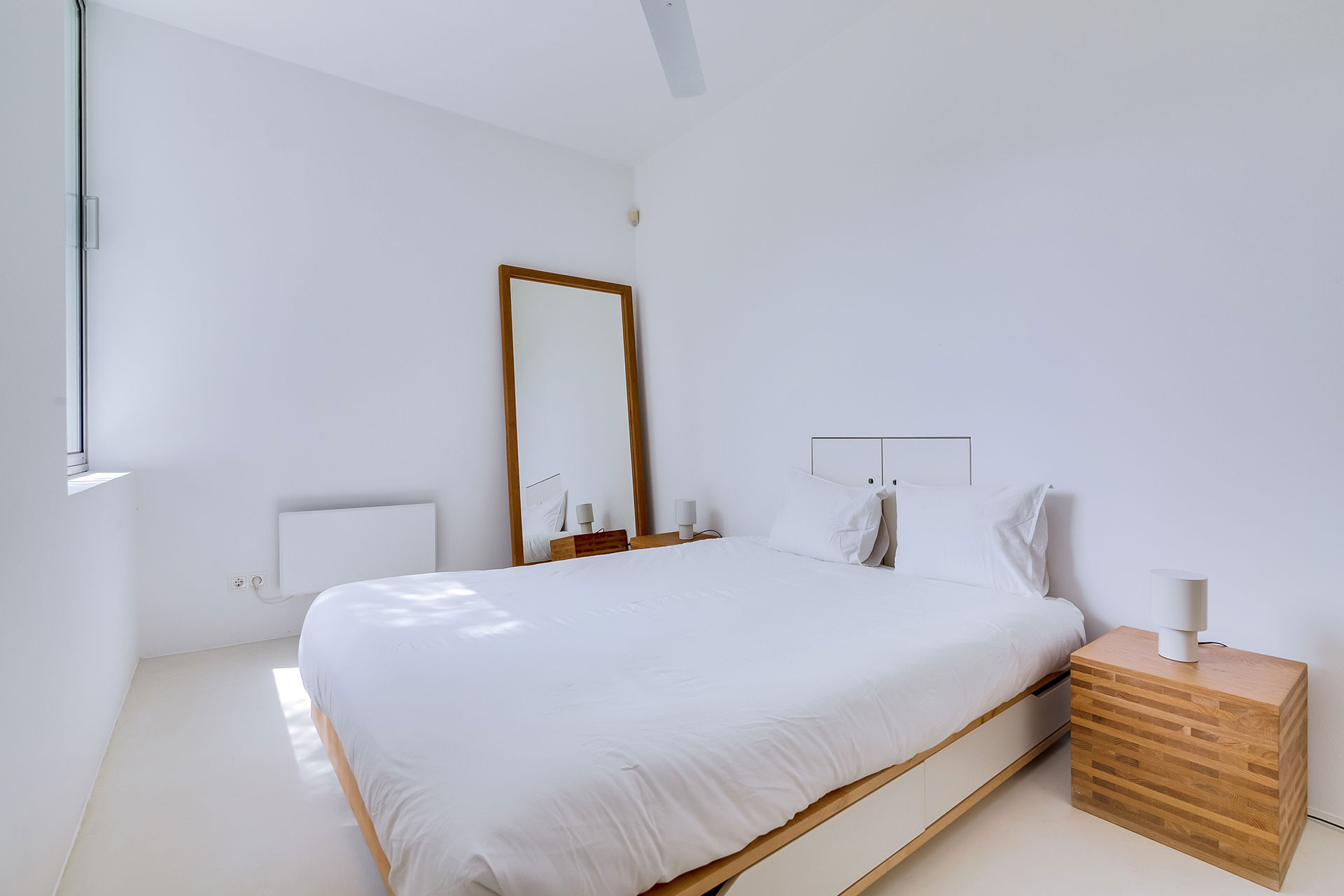 villa-agosto_villa_faro-portugal_interior-bedroom.jpg