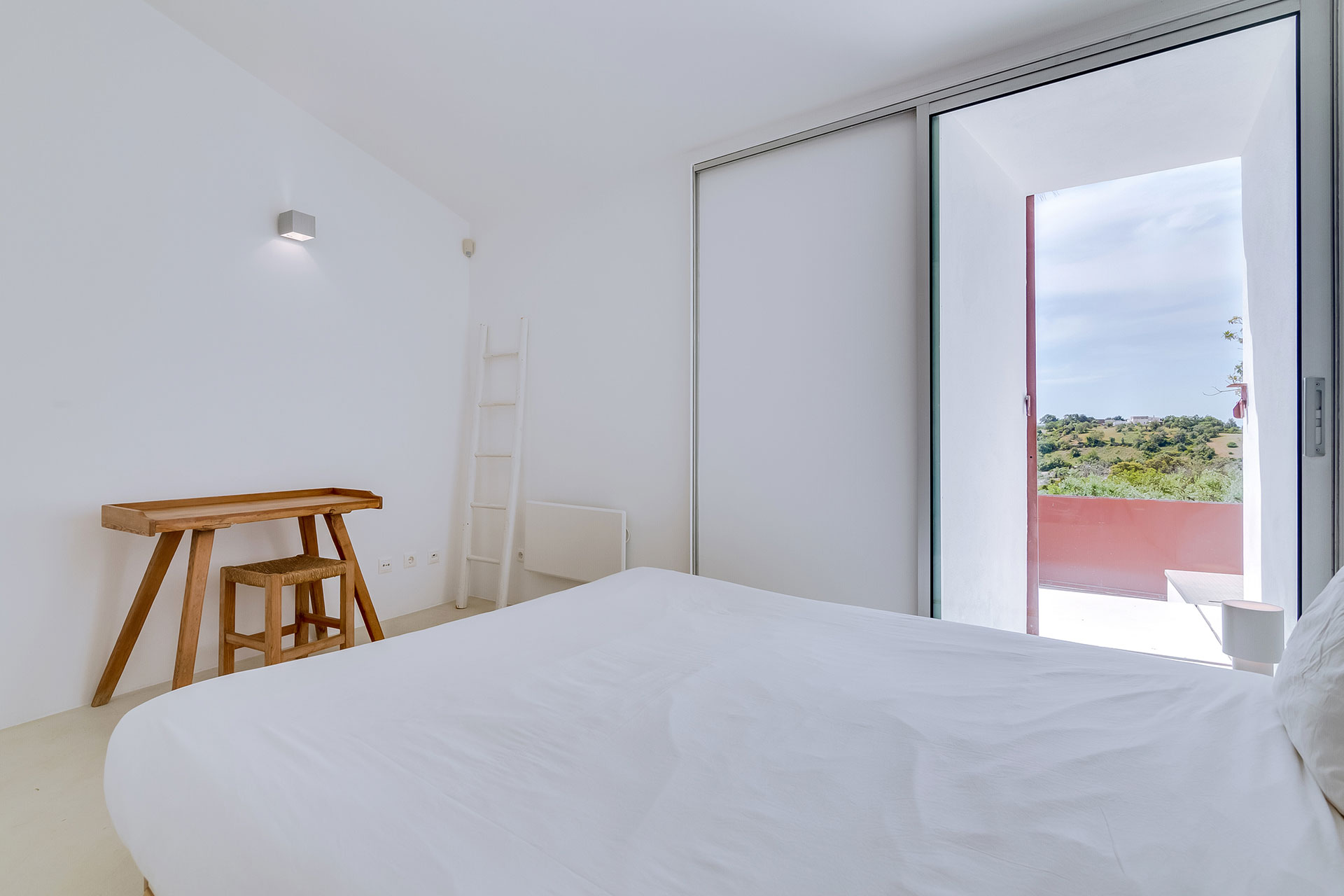 villa-agosto_villa_faro-portugal_interior-bedroom-view.jpg
