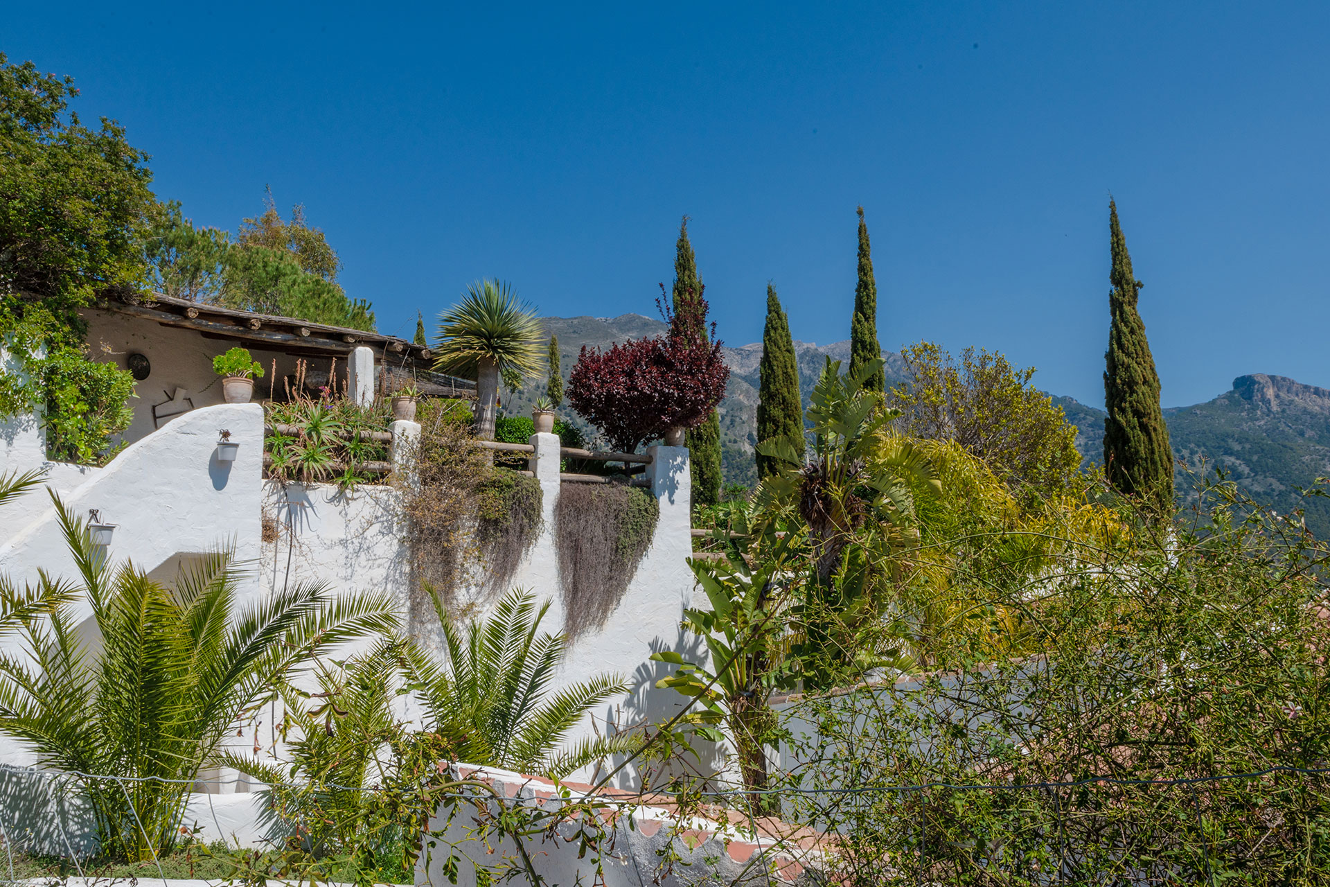 el-pabellon-de-caza_villa_andalusia-spain_exterior-facade.jpg