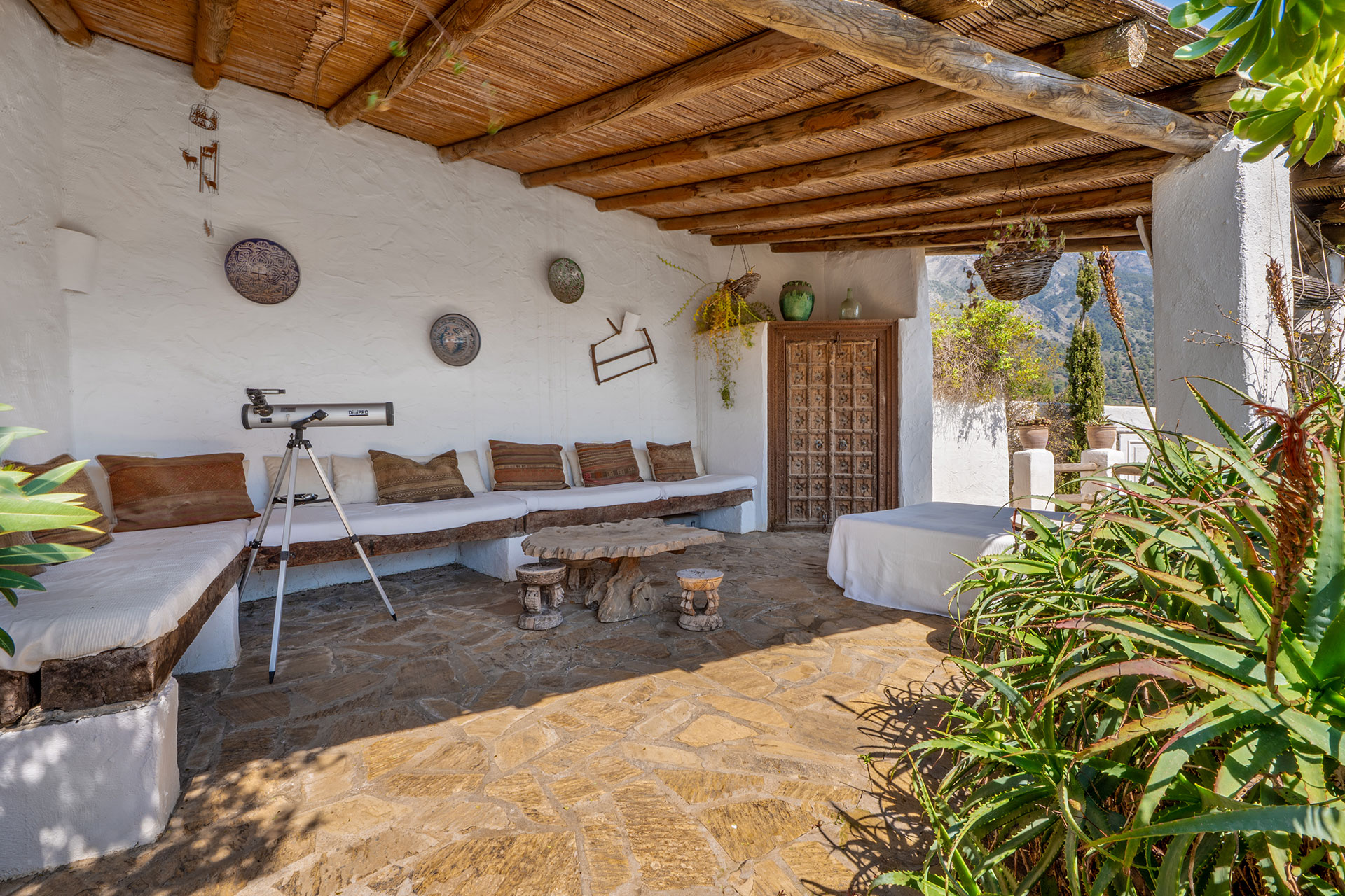 el-pabellon-de-caza_villa_andalusia-spain_exterior-seating.jpg