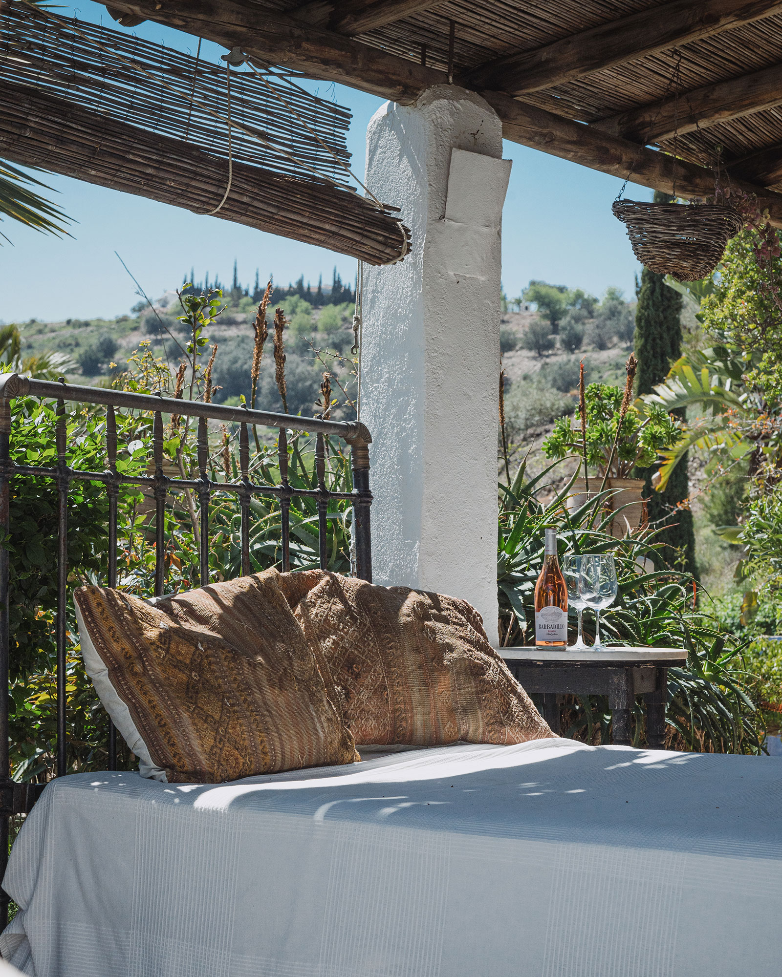 el-pabellon-de-caza_villa_andalusia-spain_interior-spa-bed.jpg