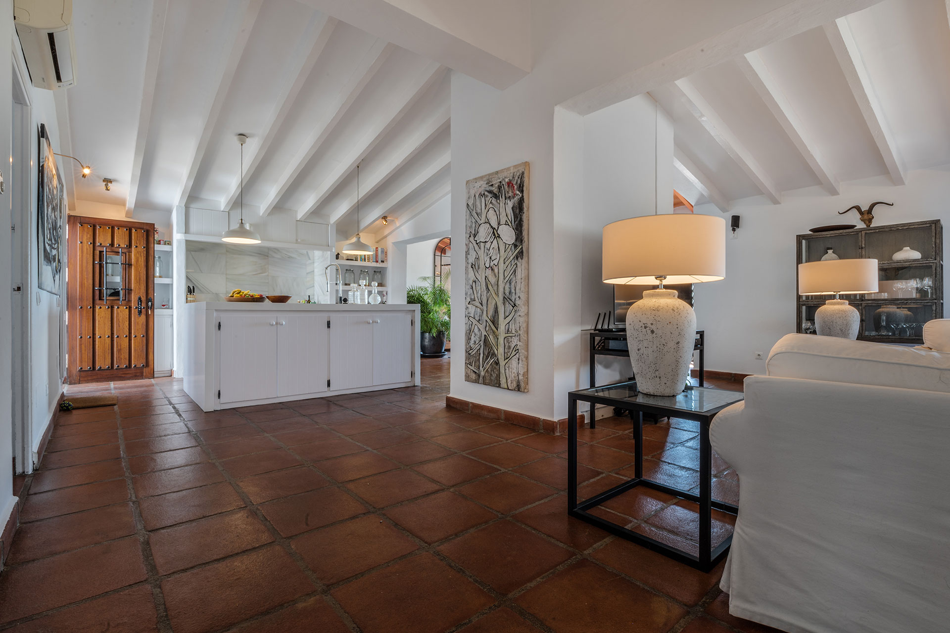 el-pabellon-de-caza_villa_andalusia-spain_interior-space.jpg
