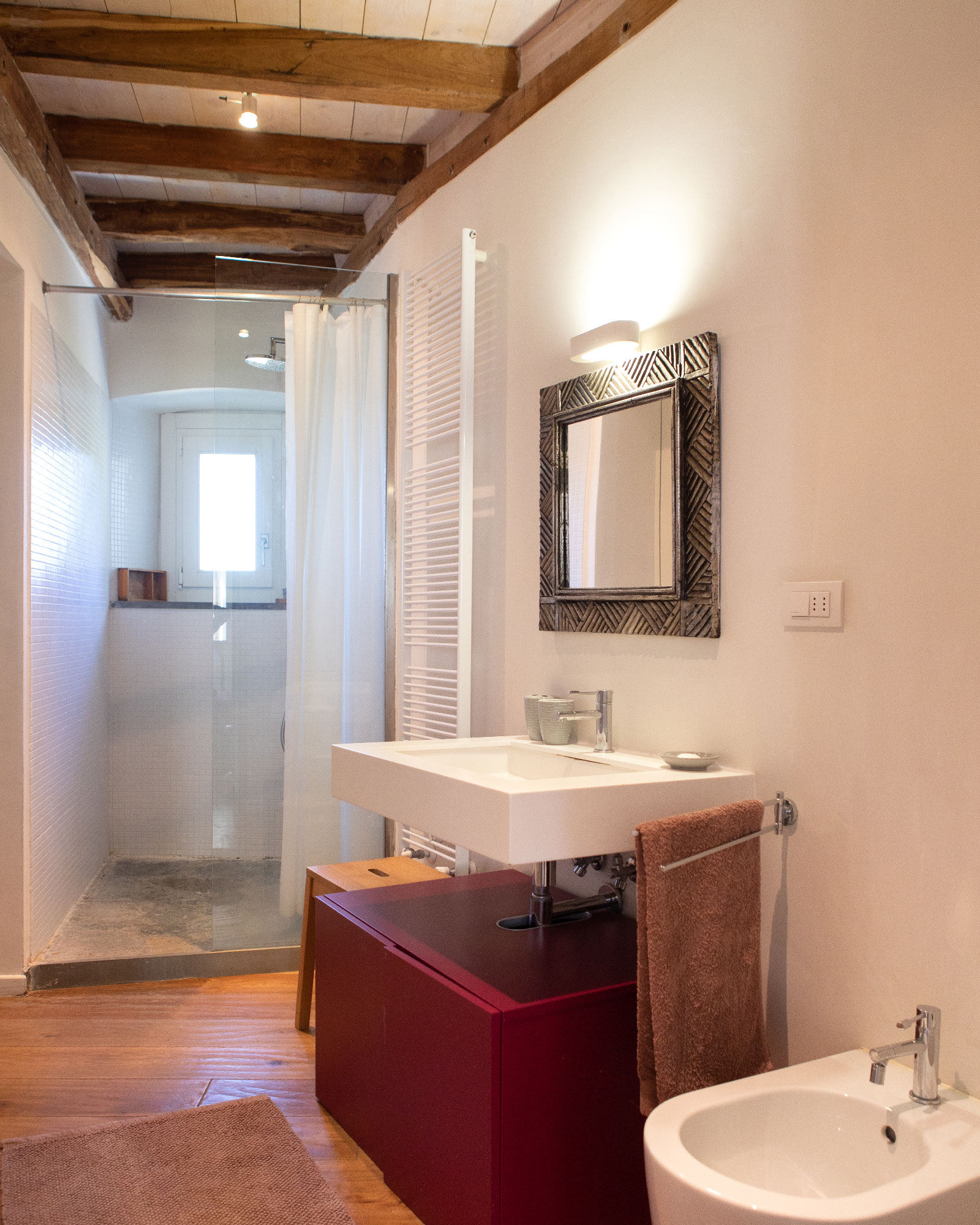 casa-leopoldo_country-house_liguria-italy_interior-bathroom-design.jpg