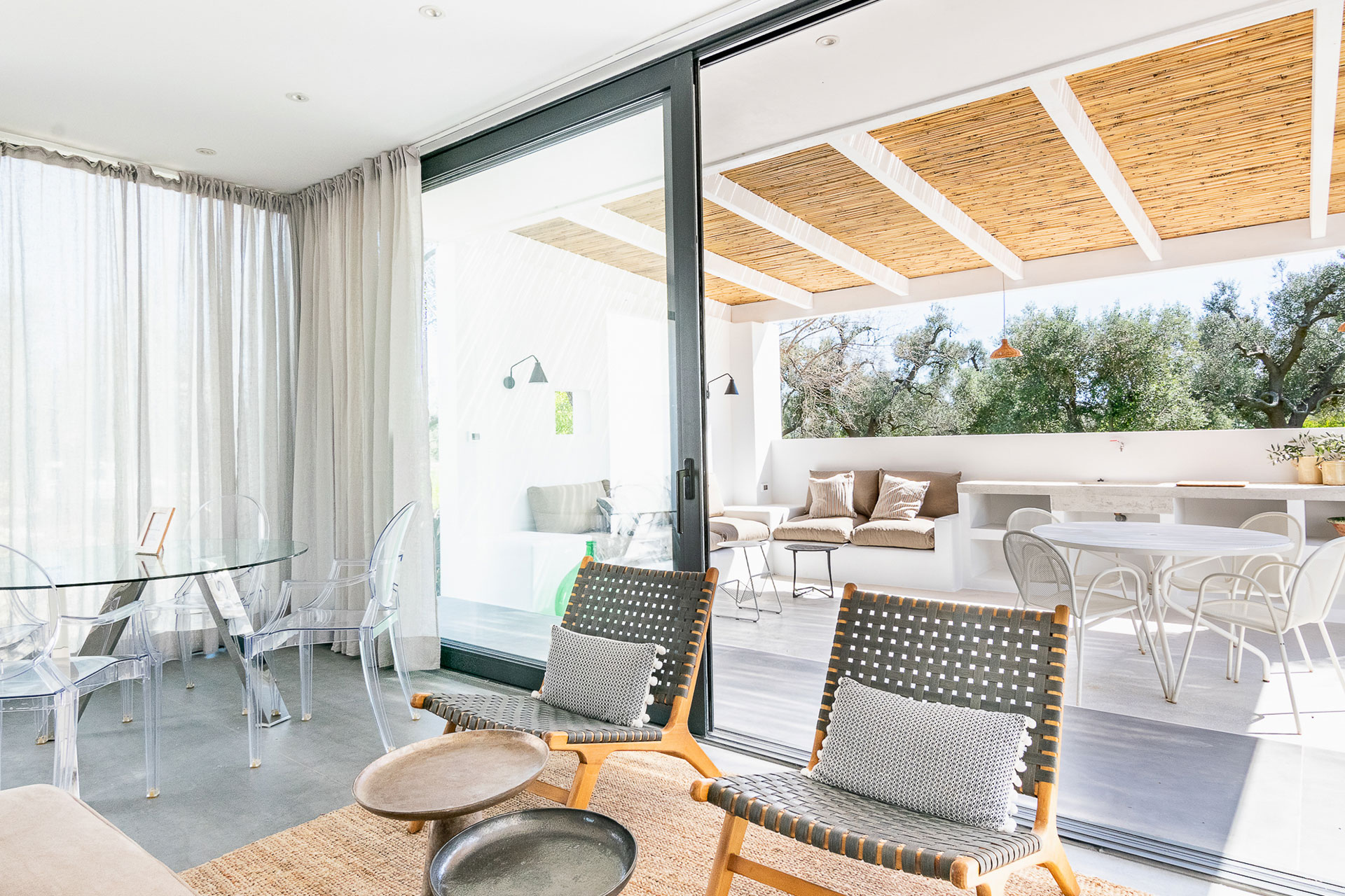 villa-ashyana_villa_puglia-italy_exterior-interior.jpg