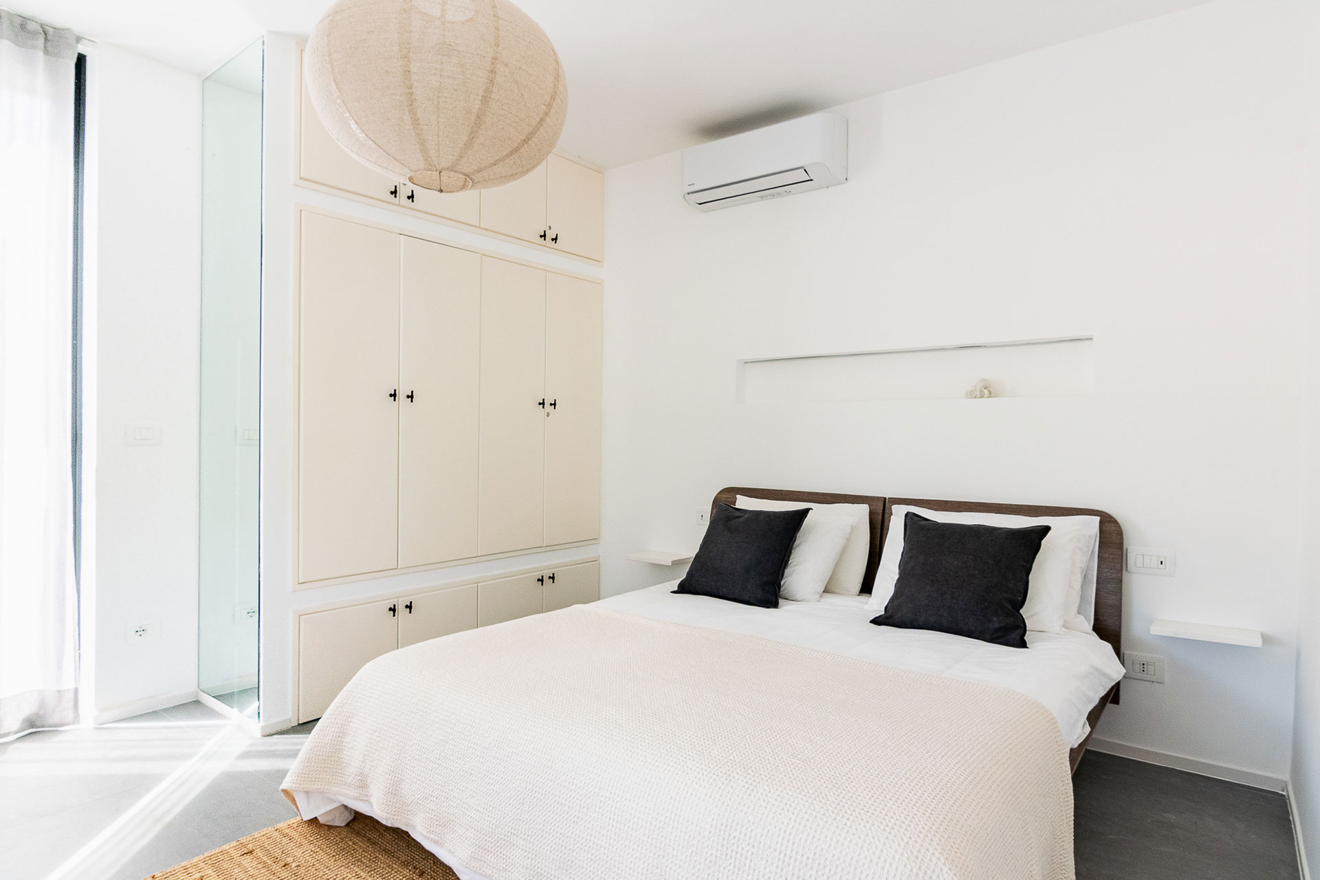 villa-ashyana_villa_puglia-italy_interior-bedroom-space.jpg