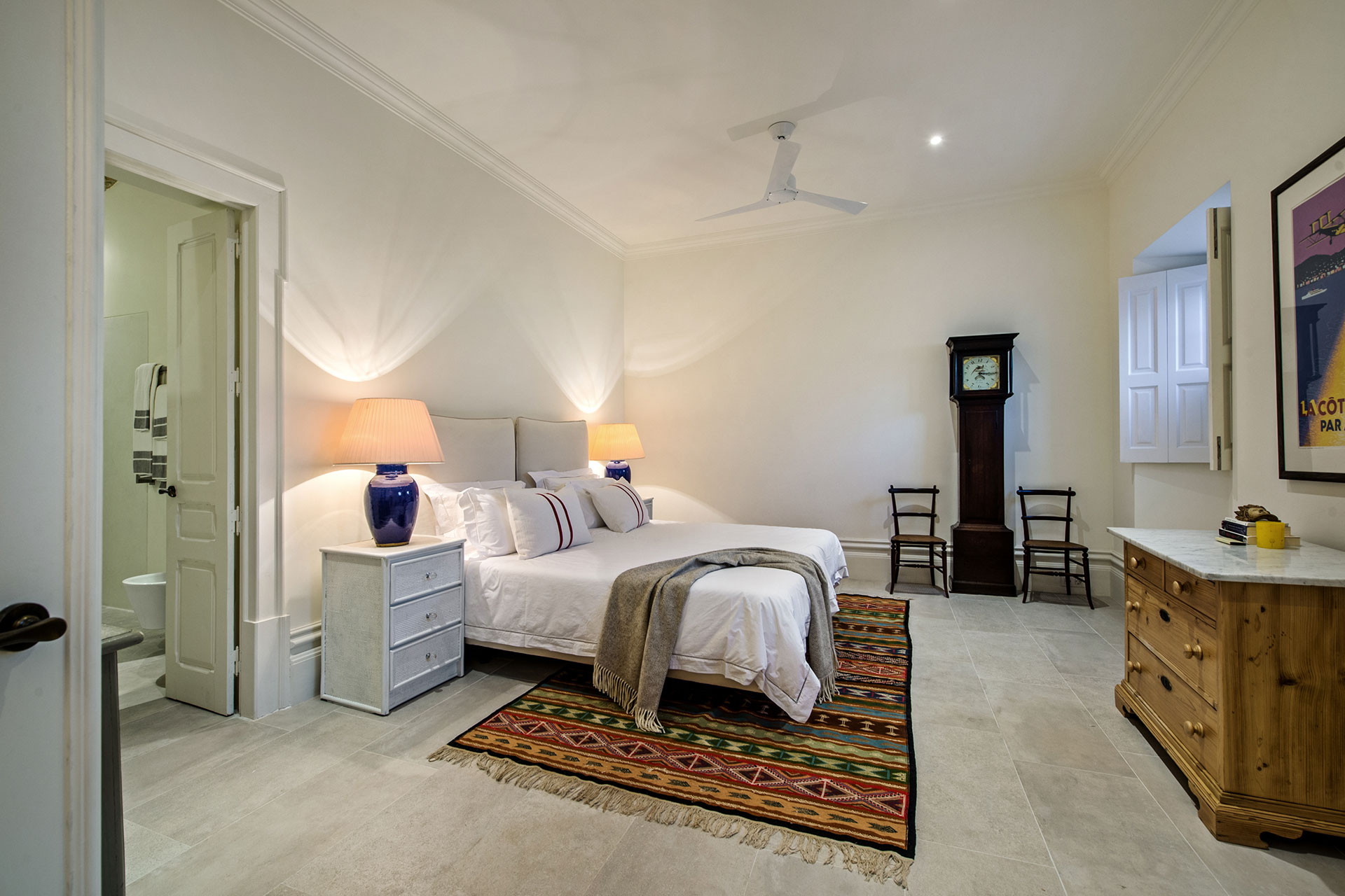 casa-fuzetta_villa_faro-portugal_interior-bedroom.jpg