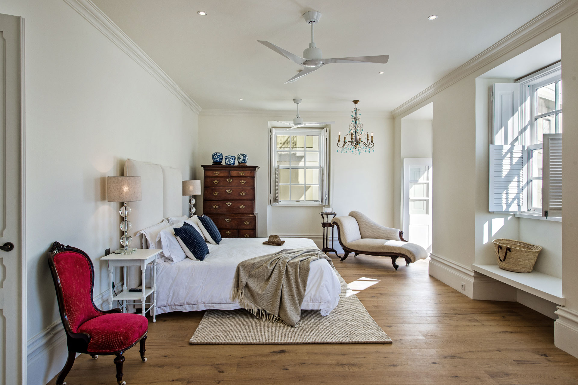 casa-fuzetta_villa_faro-portugal_interior-bedroom-design.jpg
