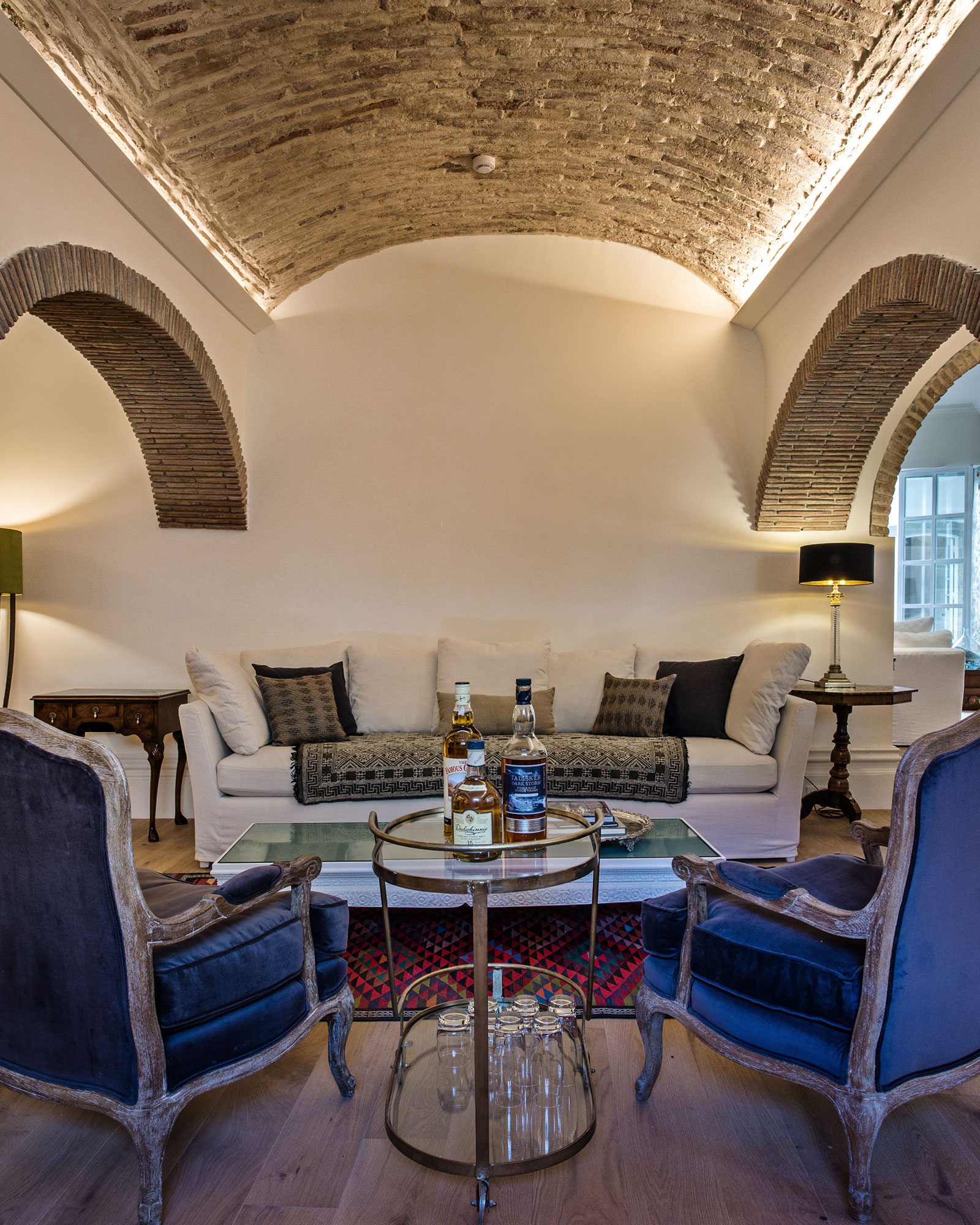 casa-fuzetta_villa_faro-portugal_interior-night.jpg