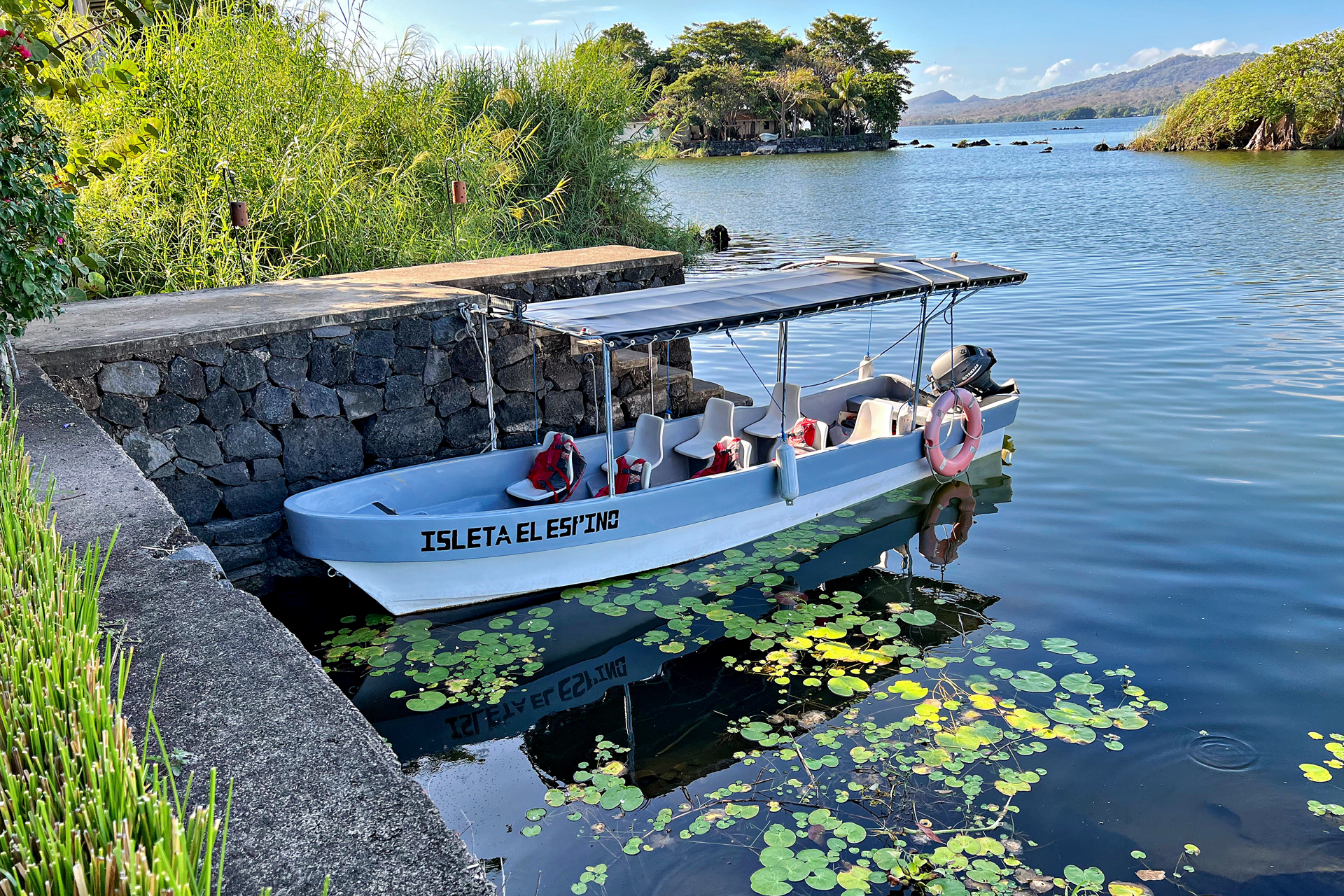 isleta-el-espino_estate_granada-nicaragua_common-areas-exterior-boat.jpg