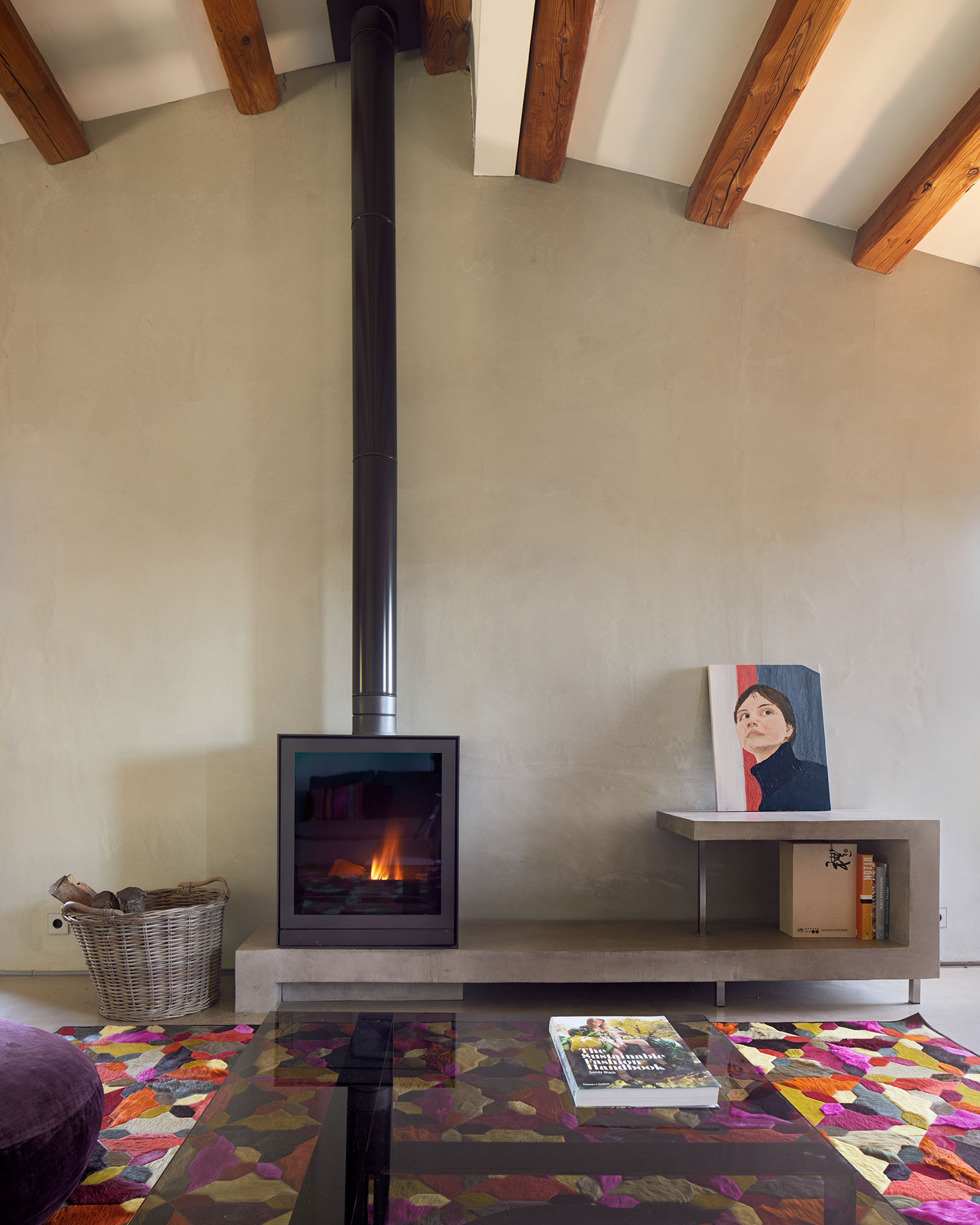 villa-cp_villa_catalonia-spain_interior-fireplace.jpg