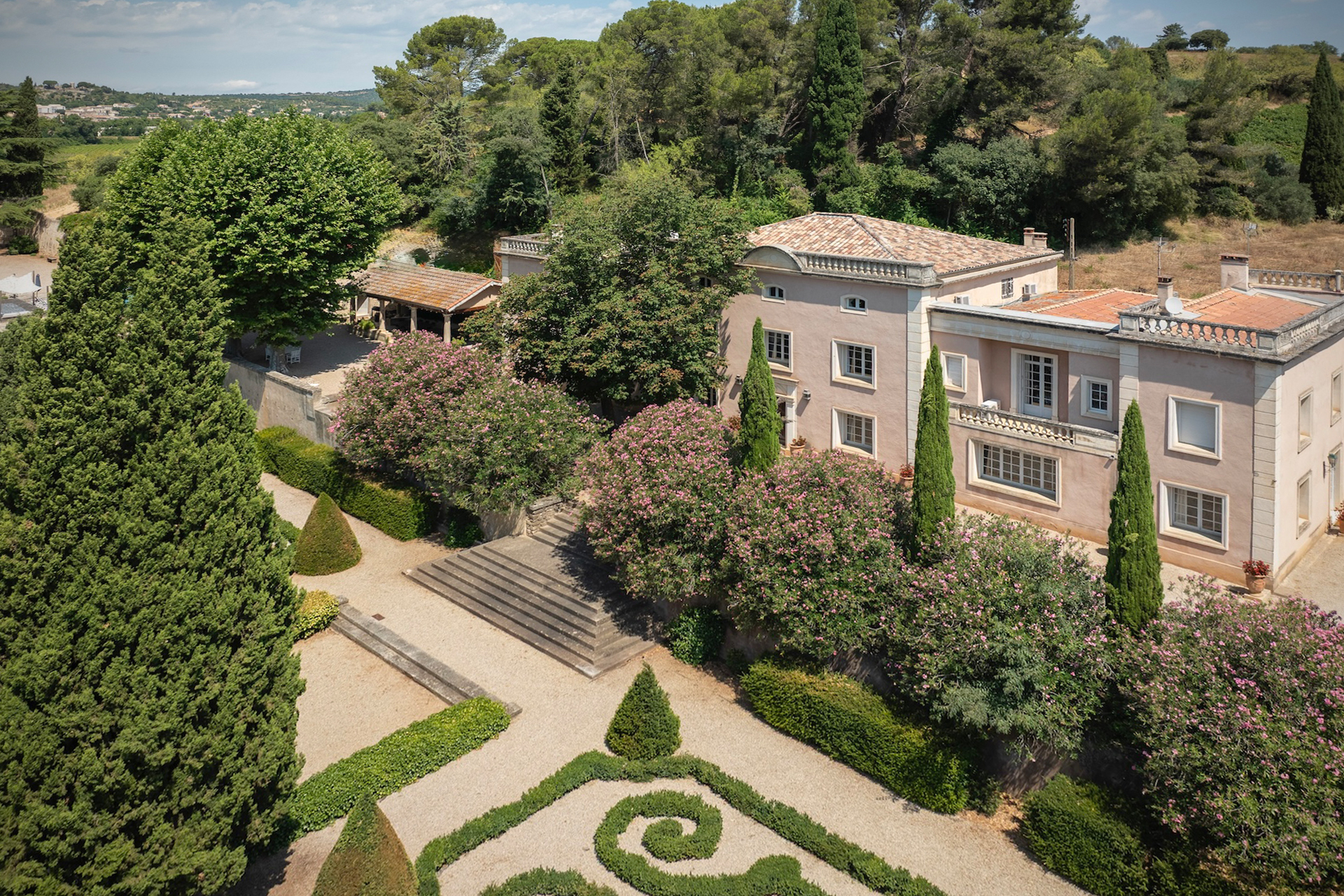 herault-mansion_estate_Occitanie-france_exterior.jpg