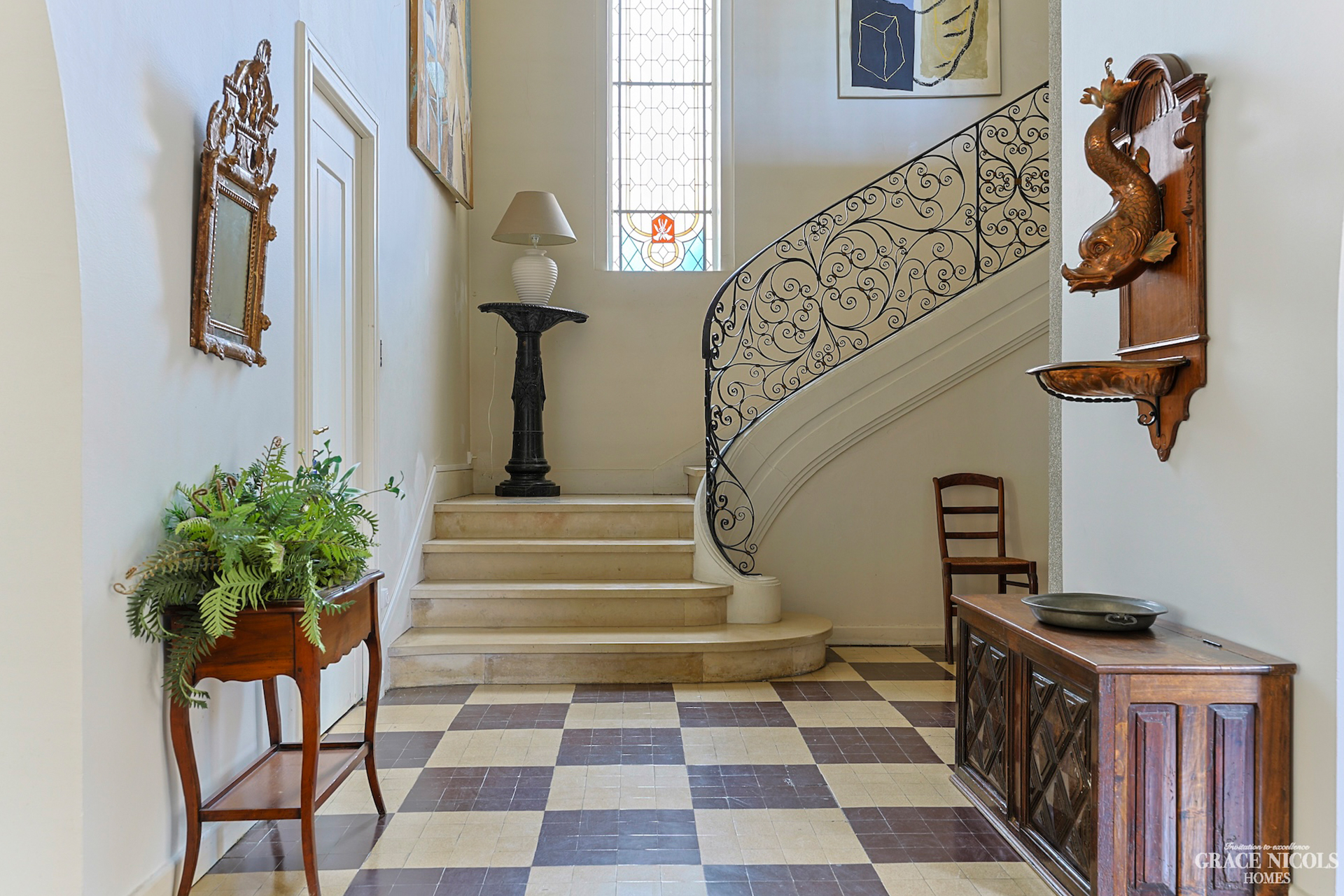 herault-mansion_estate_Occitanie-france_interior-stairs.jpg