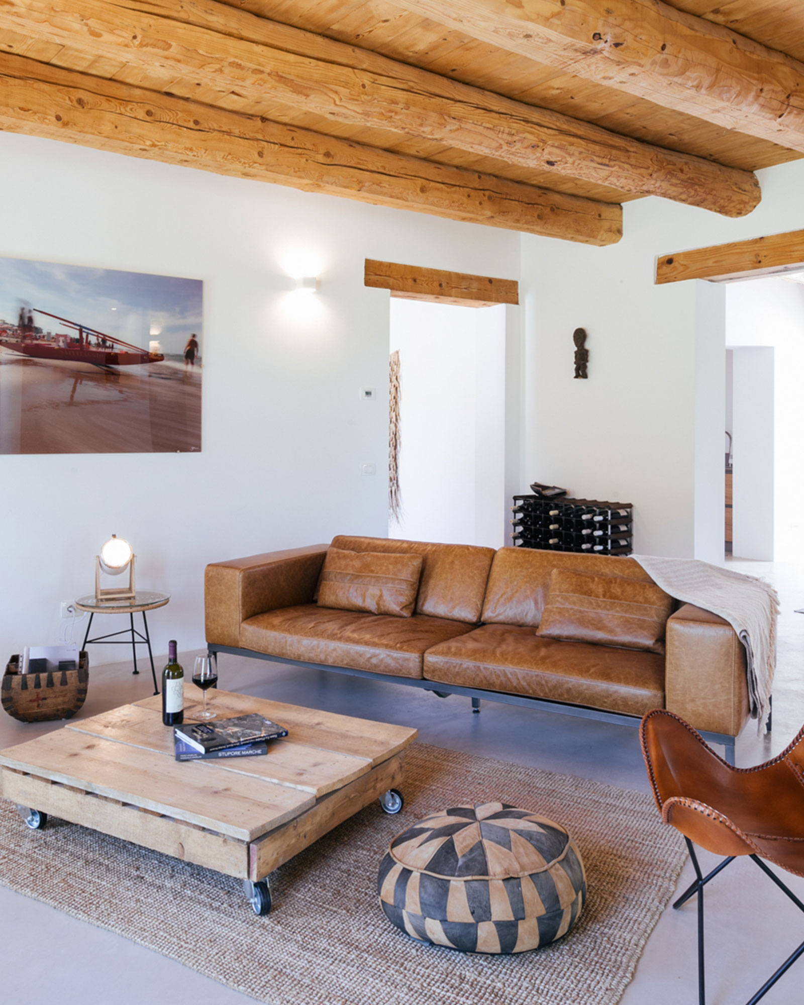 casa-fontegenga_farmhouse_marche-italy_interior-living.jpg