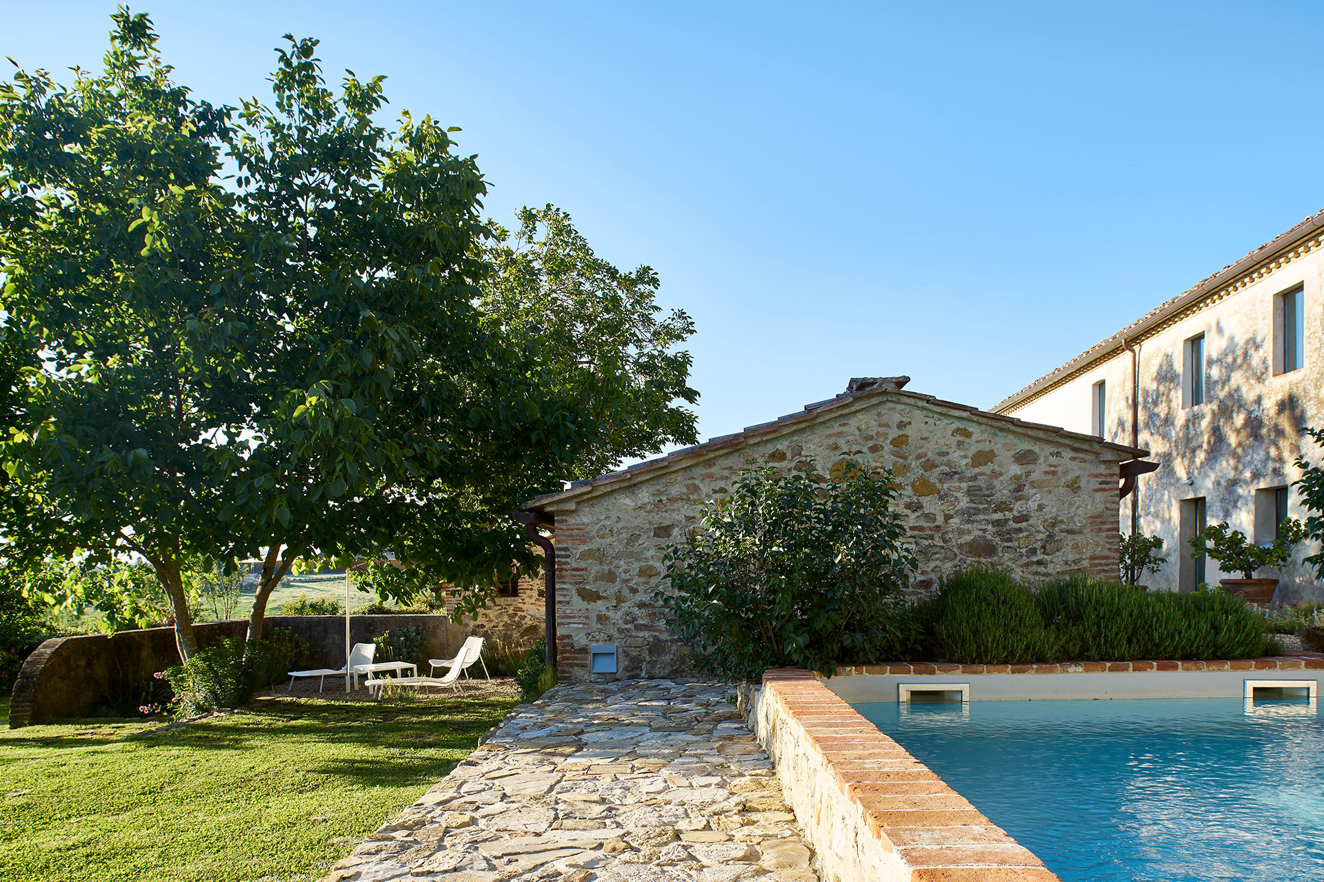 casale-di-cellole_farmhouse_tuscany-italy_exterior-design.jpg
