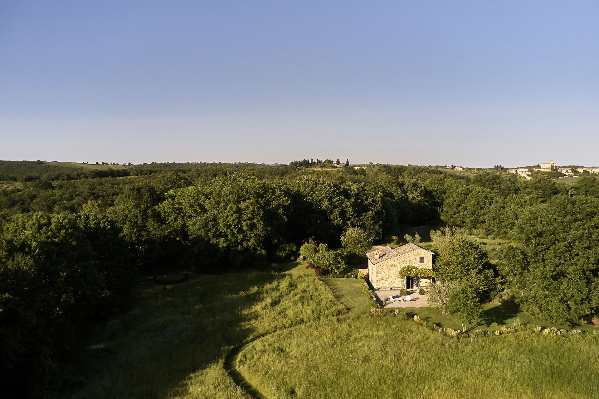 casale-di-cellole_farmhouse_tuscany-italy_exterior-drone-space.jpg