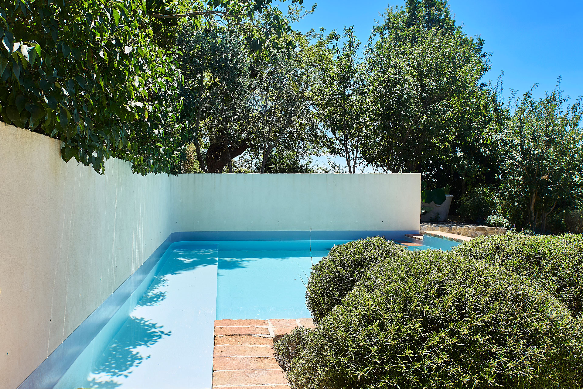 casale-di-cellole_farmhouse_tuscany-italy_exterior-pool-space.jpg