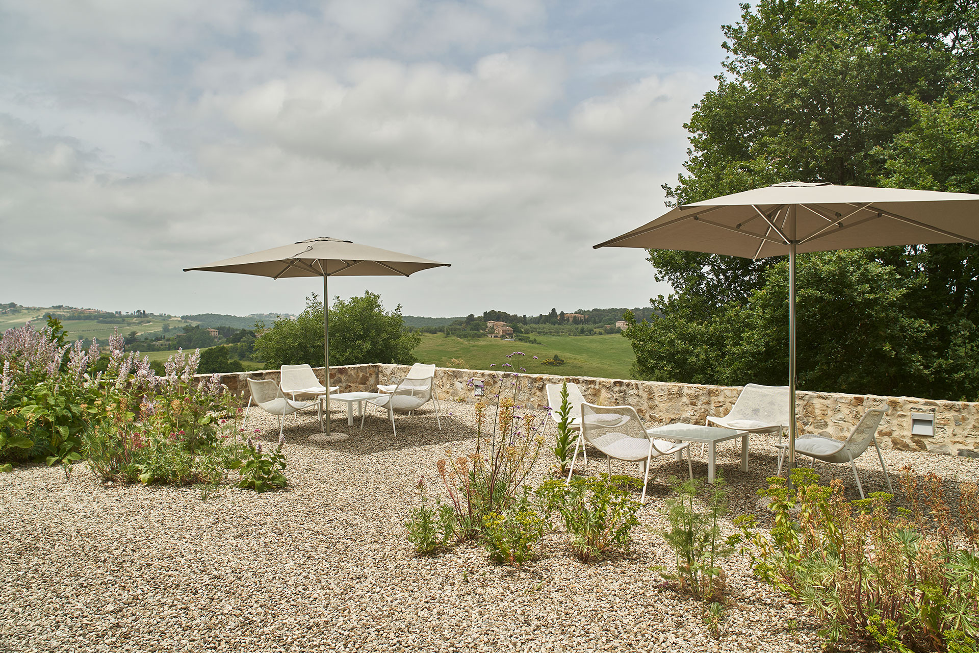 casale-di-cellole_farmhouse_tuscany-italy_exterior-view-terrace.jpg