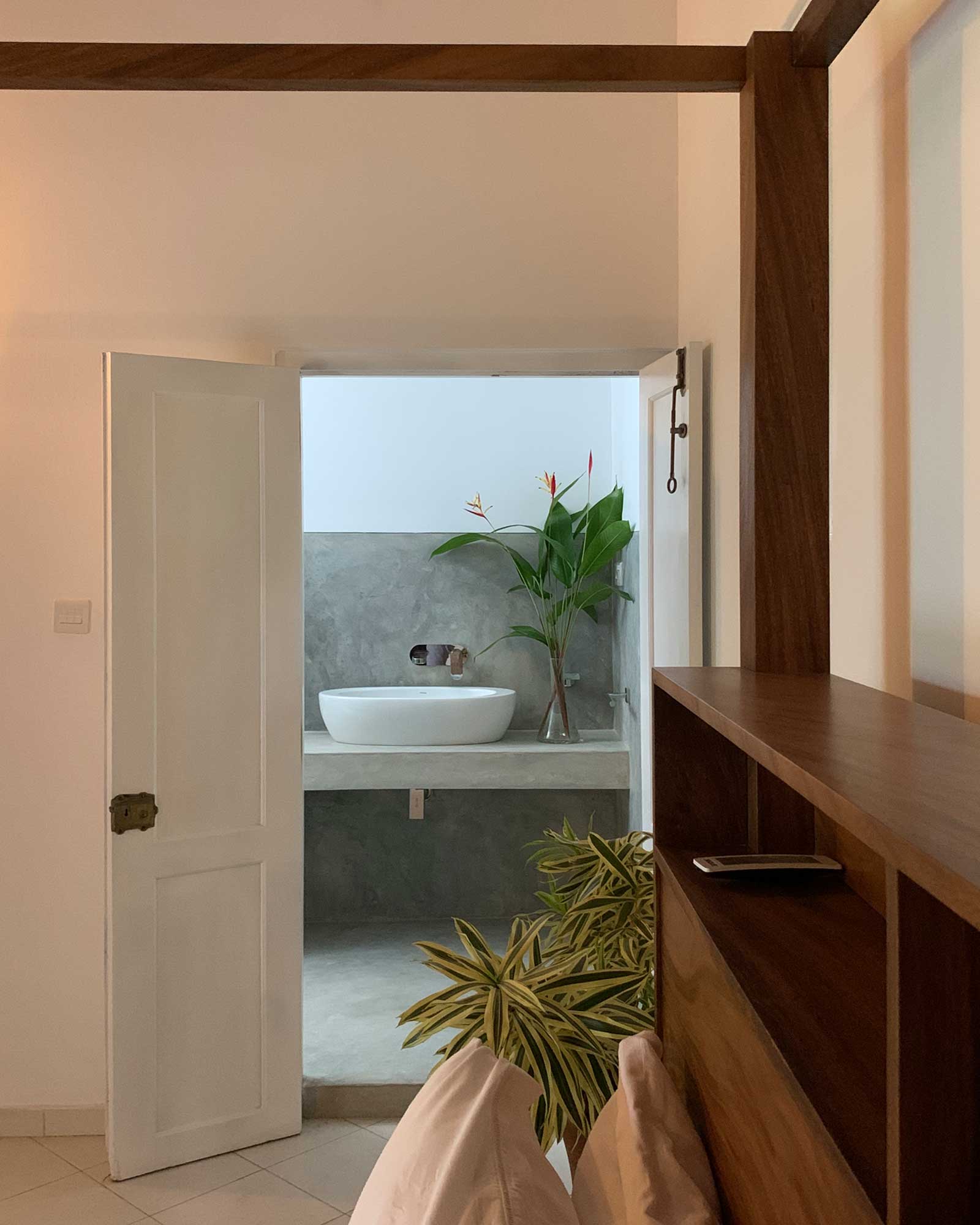kanda-house_small-hotel_Southern-Province-Sri-Lanka_mango-house-interior-bathroom-design.jpg