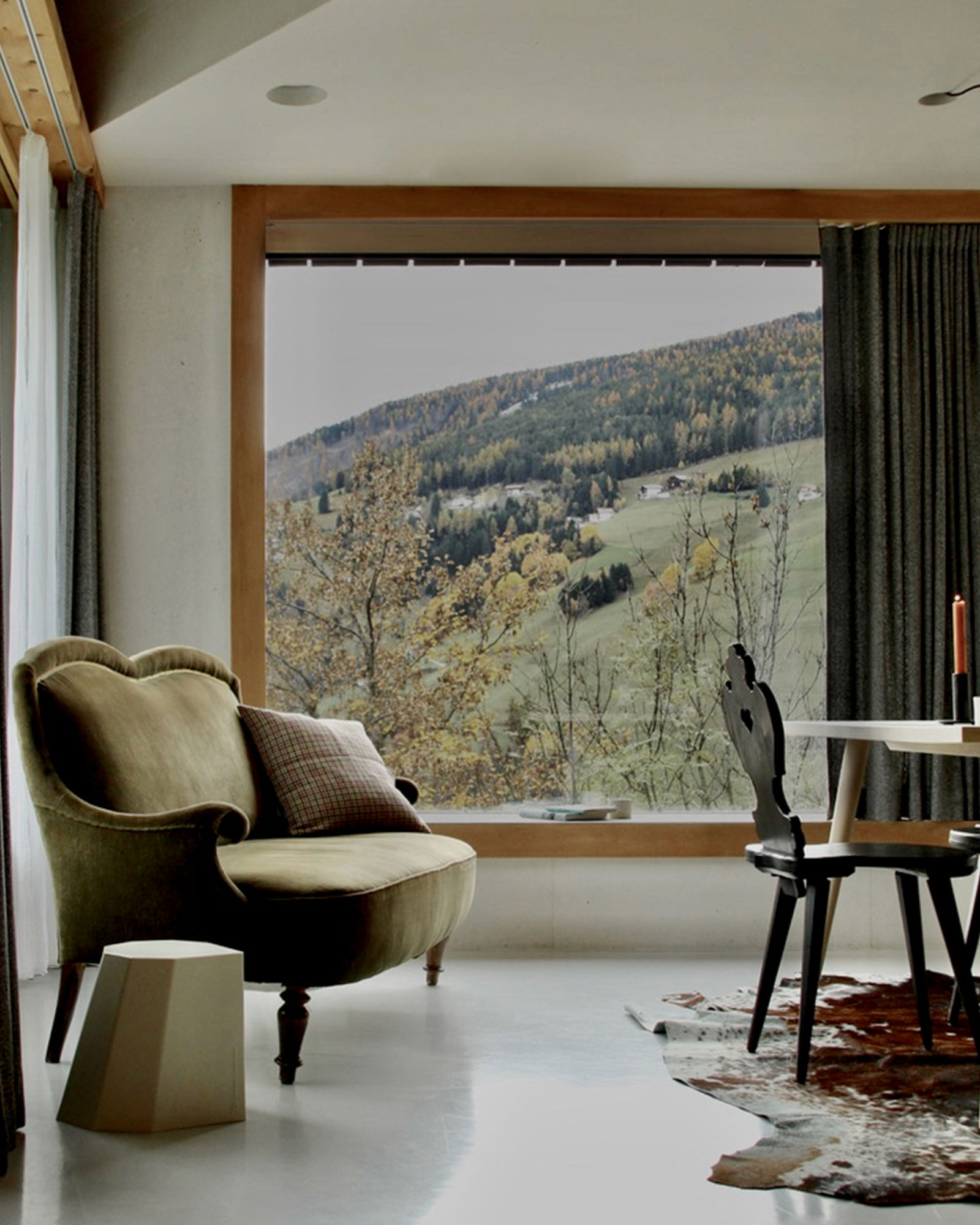 dolomite-chalet_chalet_marebbe-italy_interior-design-space.jpg