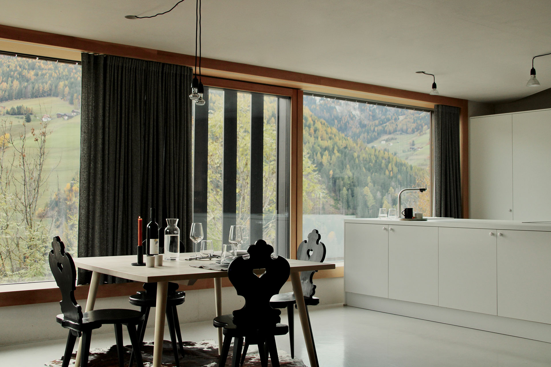 dolomite-chalet_chalet_marebbe-italy_interior-living.jpg