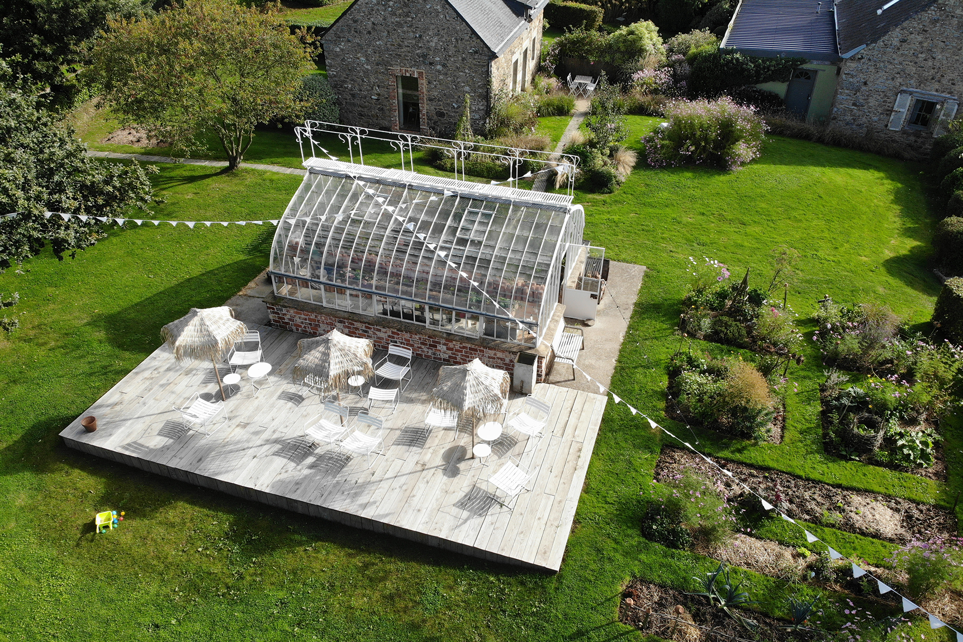la-grange-d-isidore_guesthouse_bretagne-france_exterior-drone.jpg