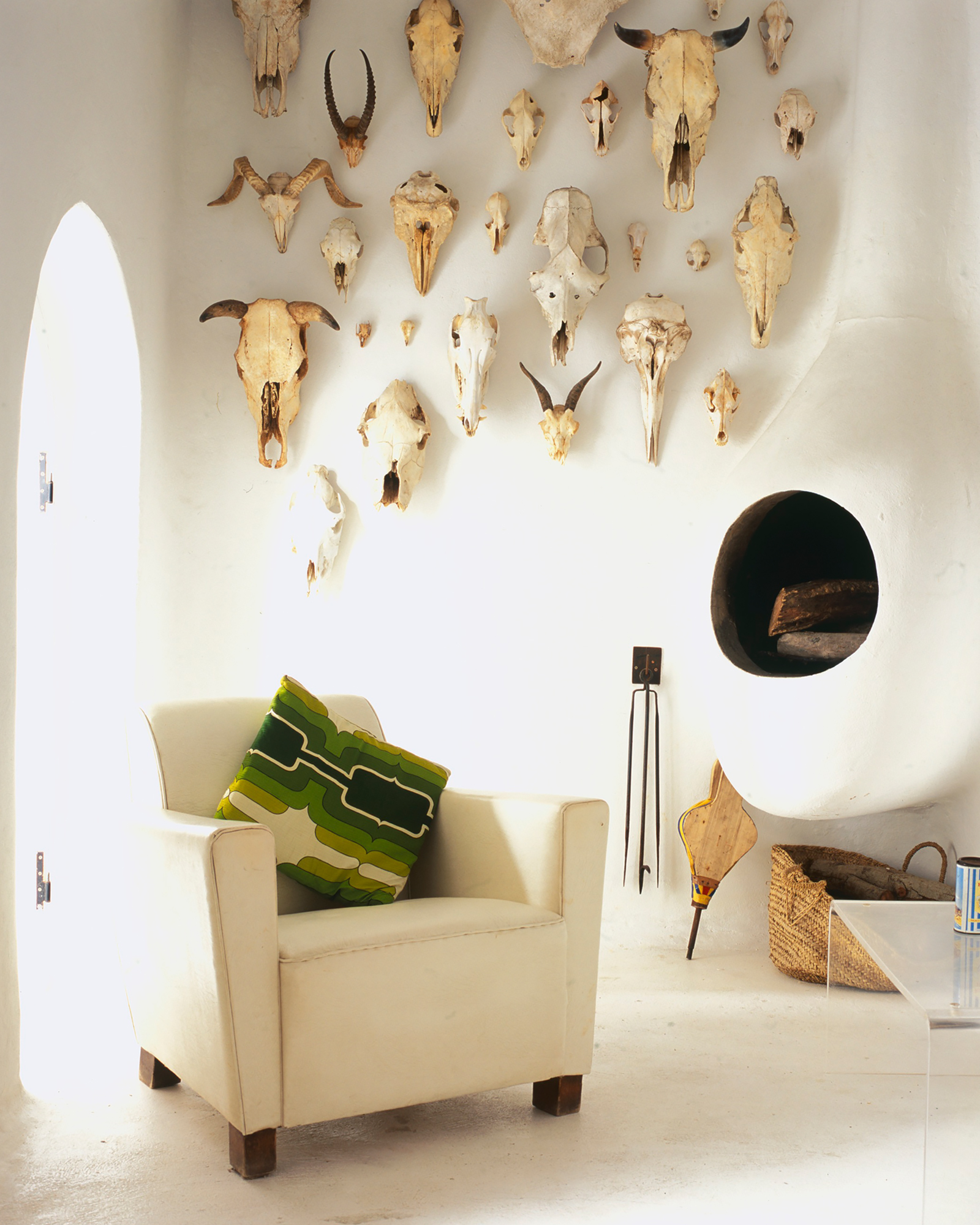dar-beida_villa_essaouira_morocco_interior-chair (1).jpg