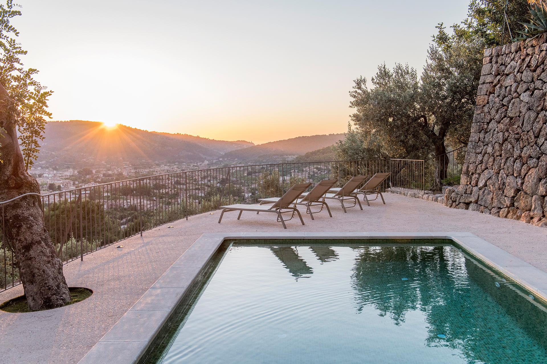 casa-soller_estate_Illes-Balears-spain_exterior-sunset.jpg