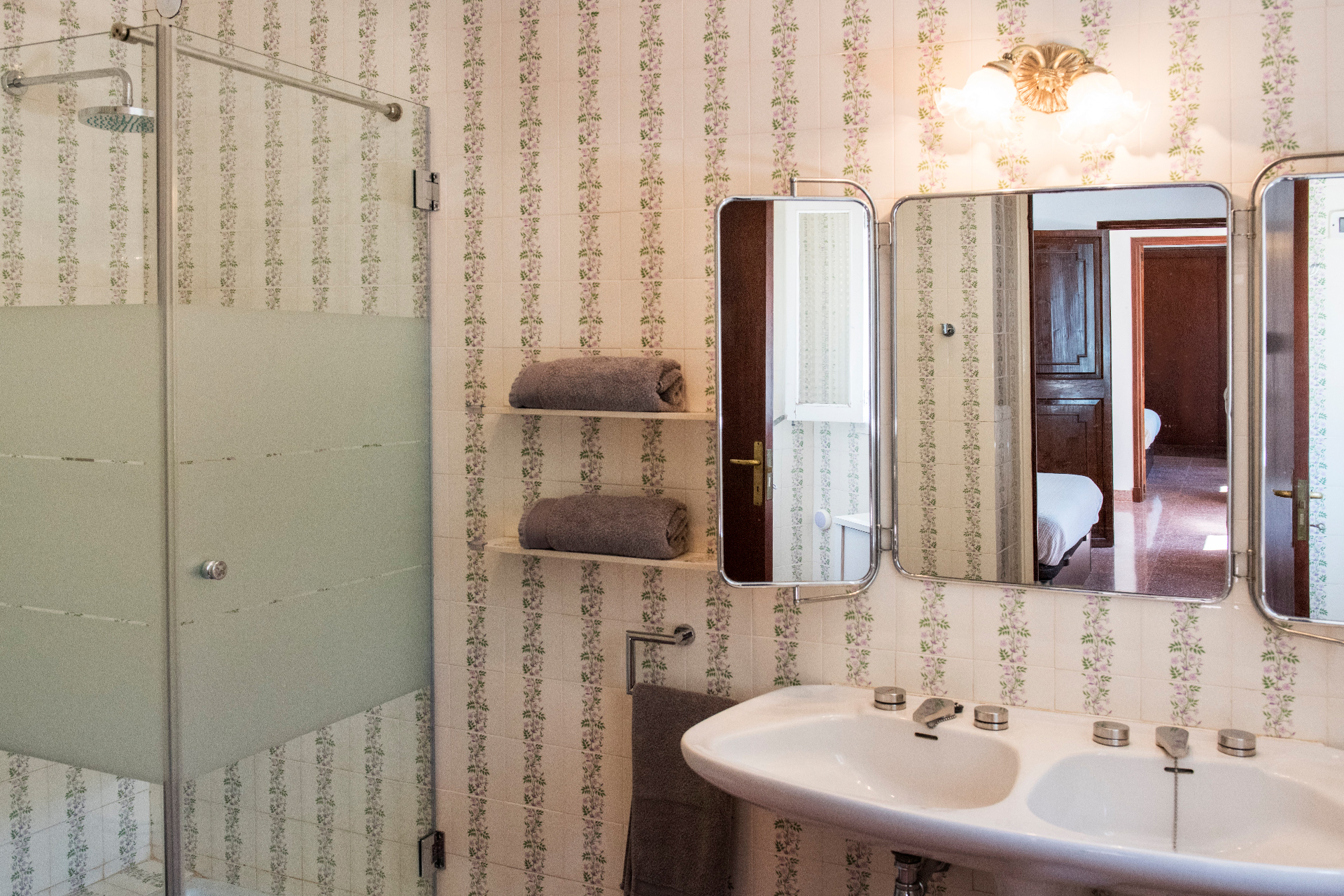 casa-soller_estate_Illes-Balears-spain_interior-bathroom-design.jpg