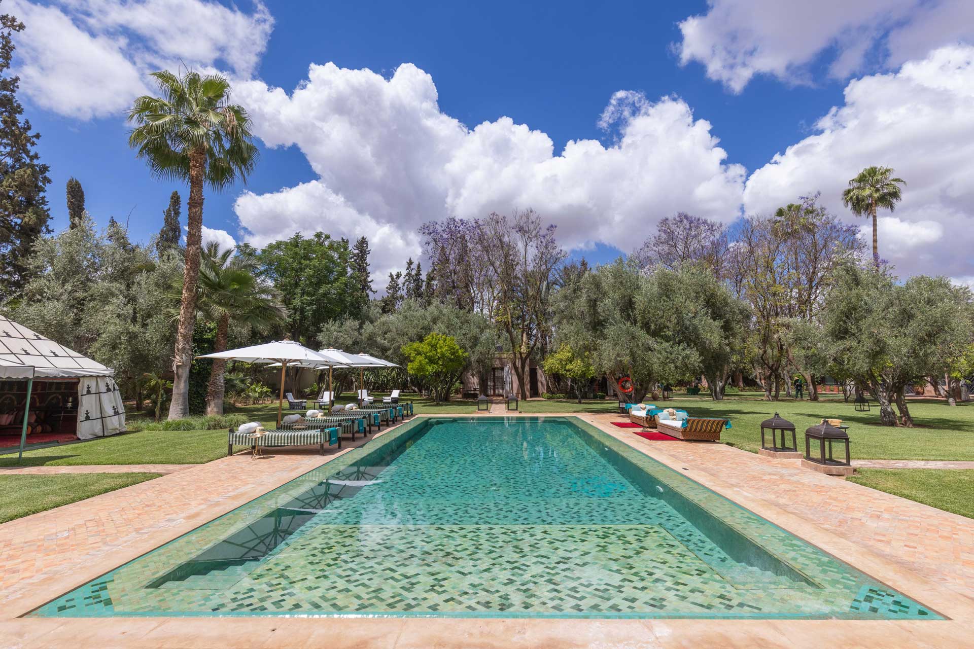 ezzahra_estate_marrakech-morocco_villa_Ezzahra-exterior-pool.jpg