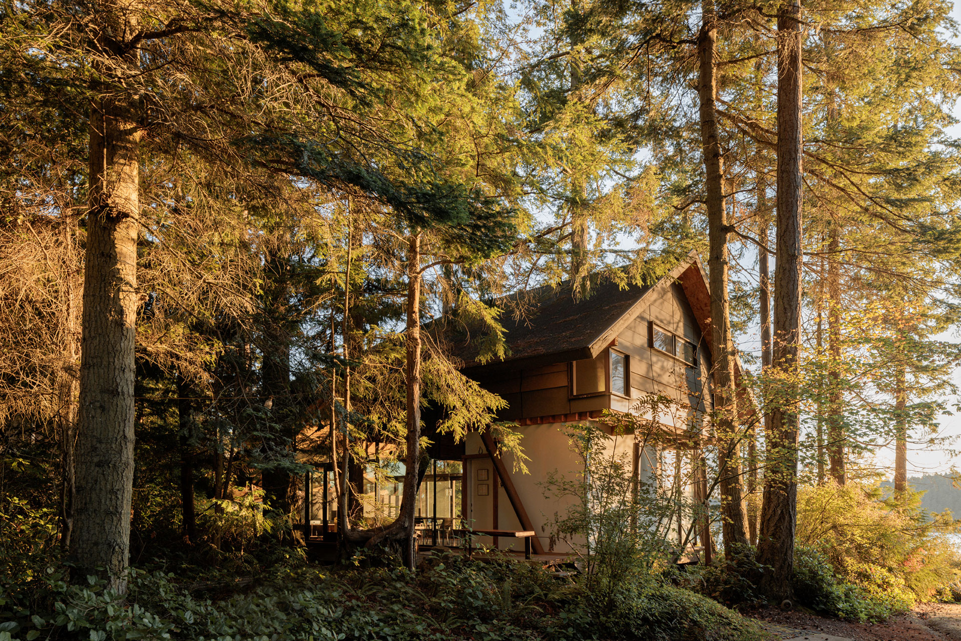 la-conner-glass-cabin