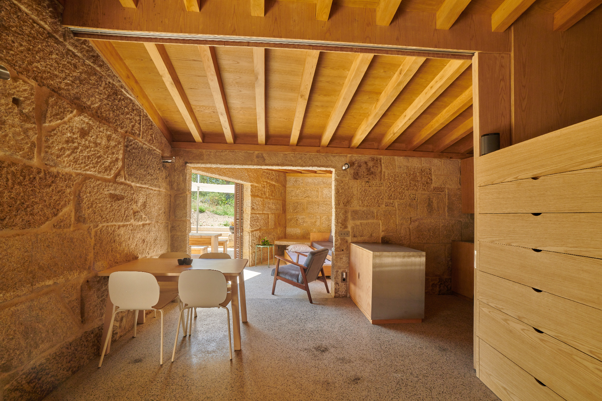 camino-de-playa-cabana_cabin_donon-spain_interior.jpg