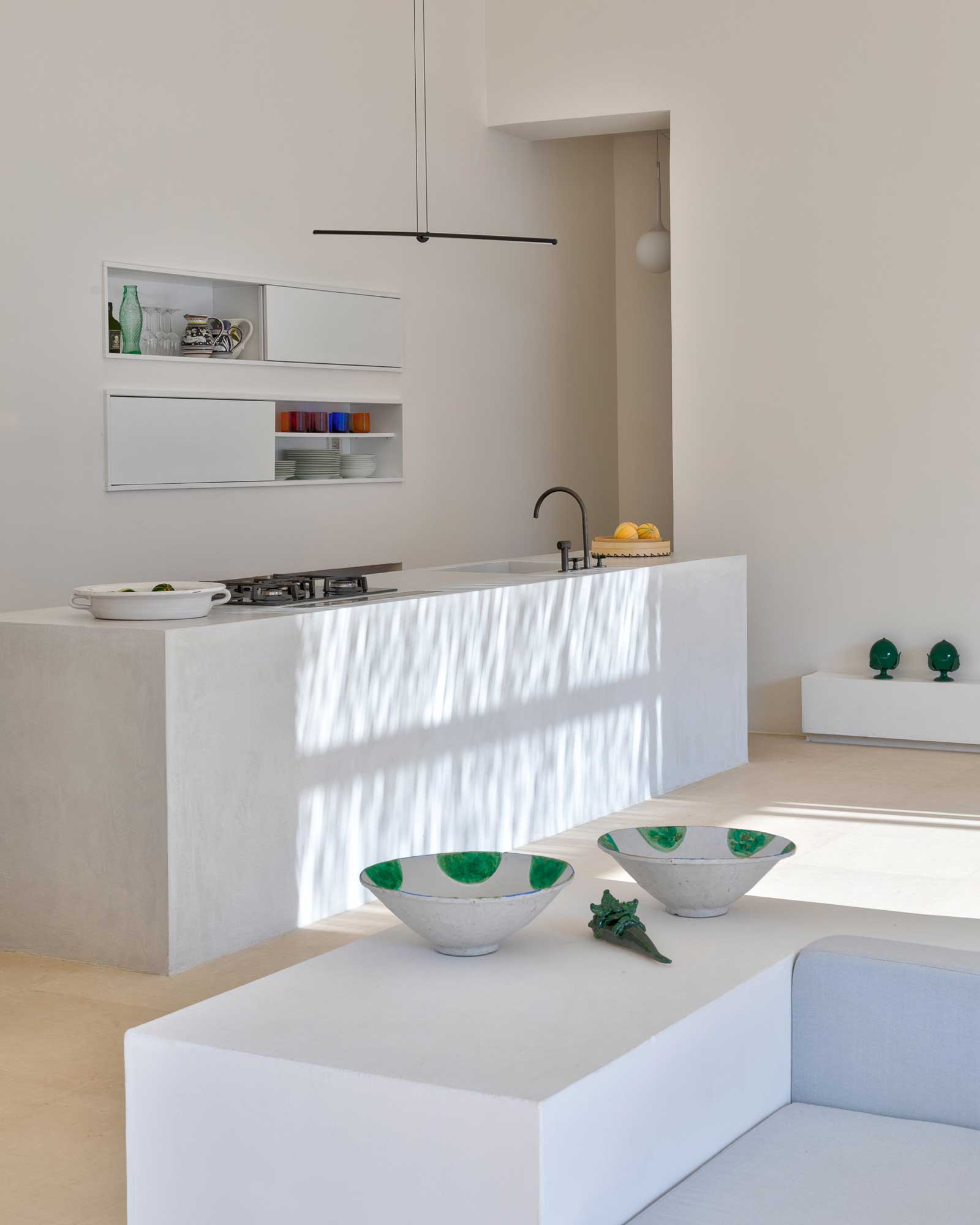 la-torre-bianca_villa_puglia-italy_interior-kitchen-design.jpg