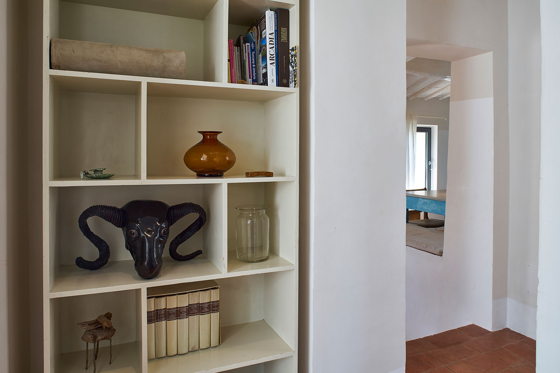 casale-di-cellole_farmhouse_tuscany-italy_moon-interior-detail.jpg