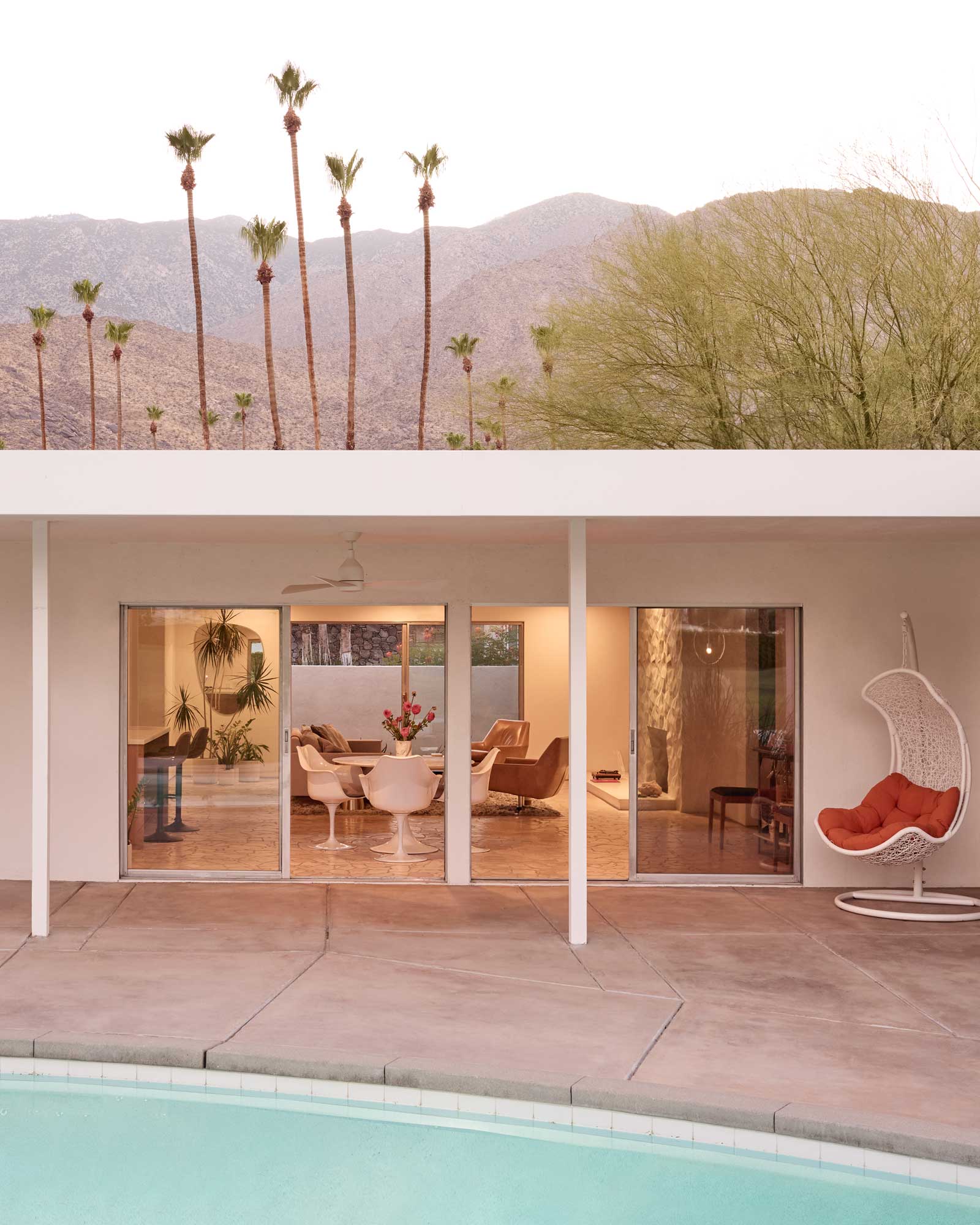 besveca-house_house_palm-springs-california_exterior-facade-detail-design.jpg