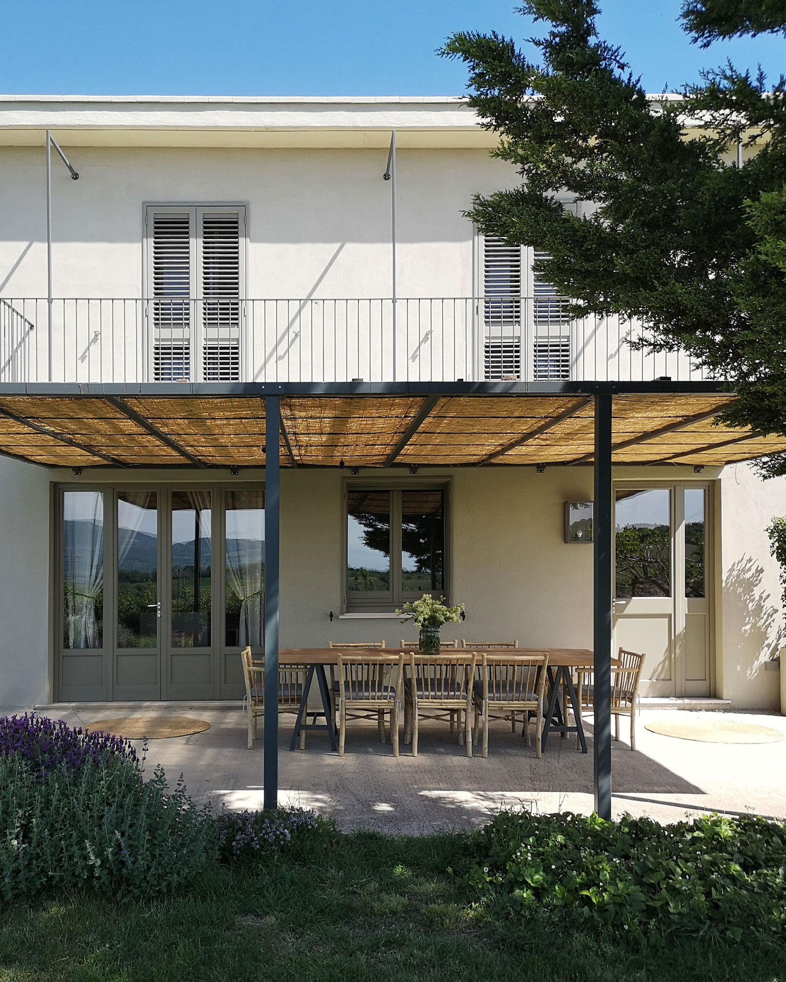 casa-tuja_house_molise-italy_exterior-facade.jpg