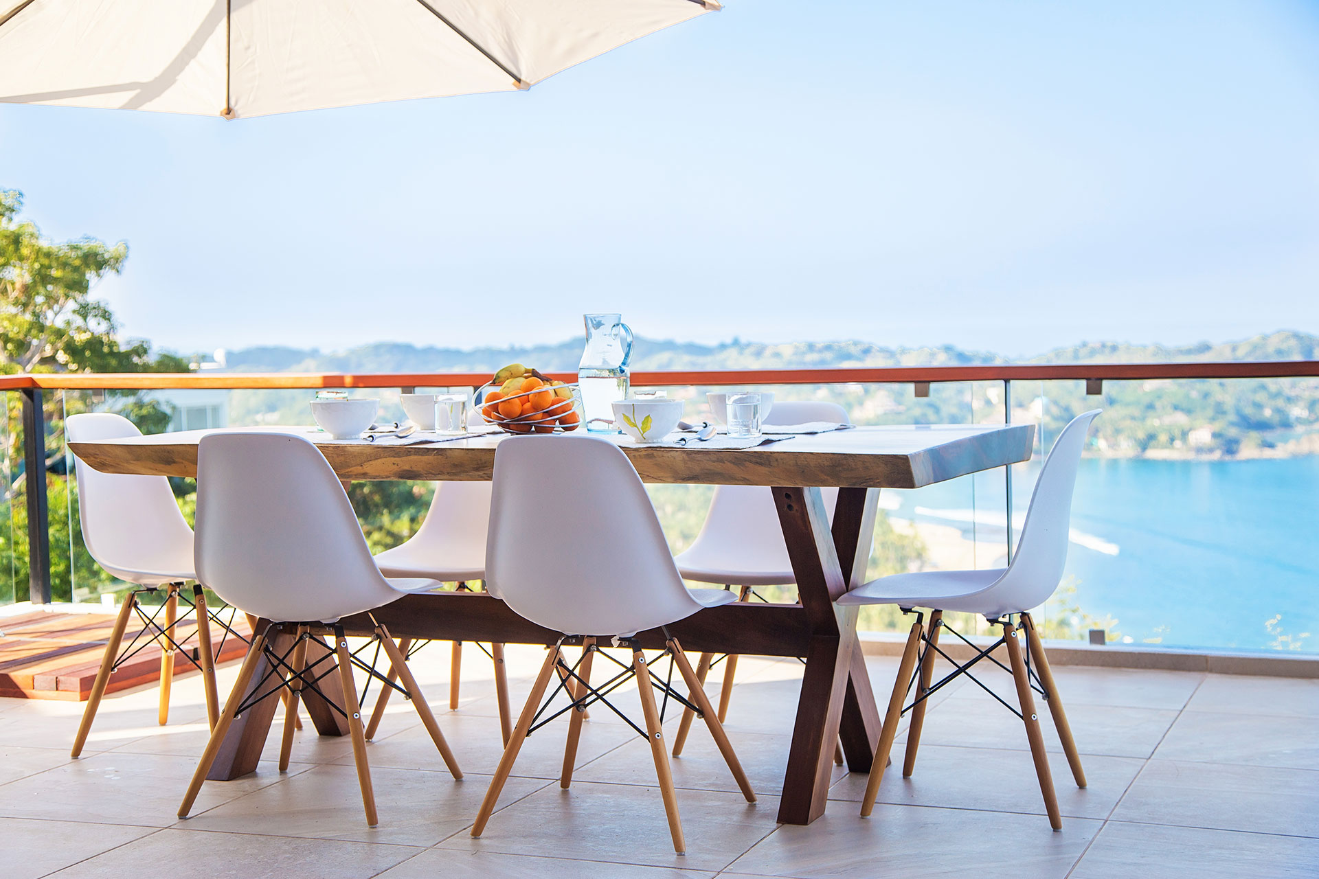 villa-surya_villa_sayulita-nayarit-mexico_exterior-table.jpg