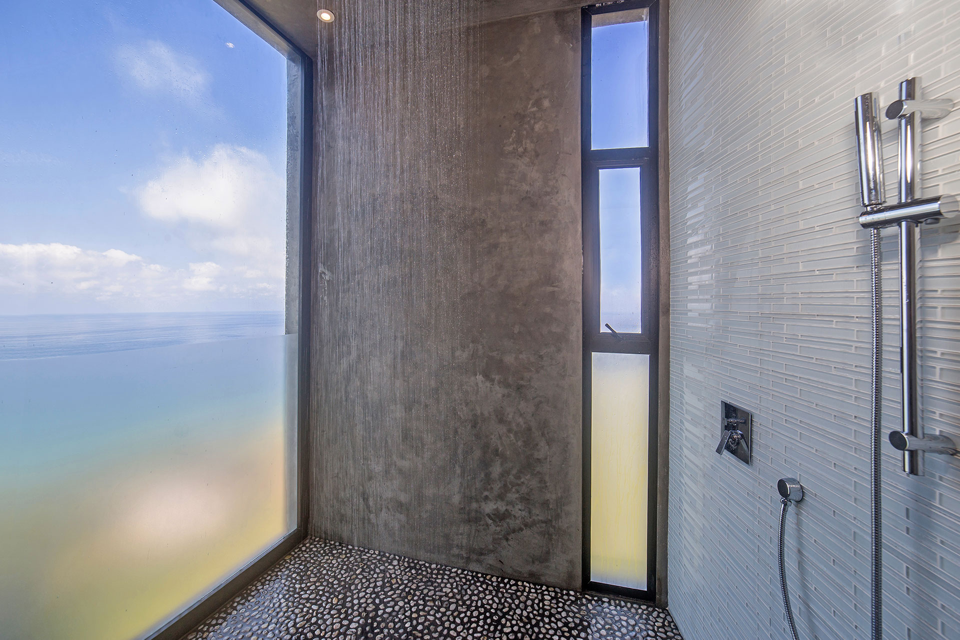 villa-surya_villa_sayulita-nayarit-mexico_interior-bathroom-shower.jpg