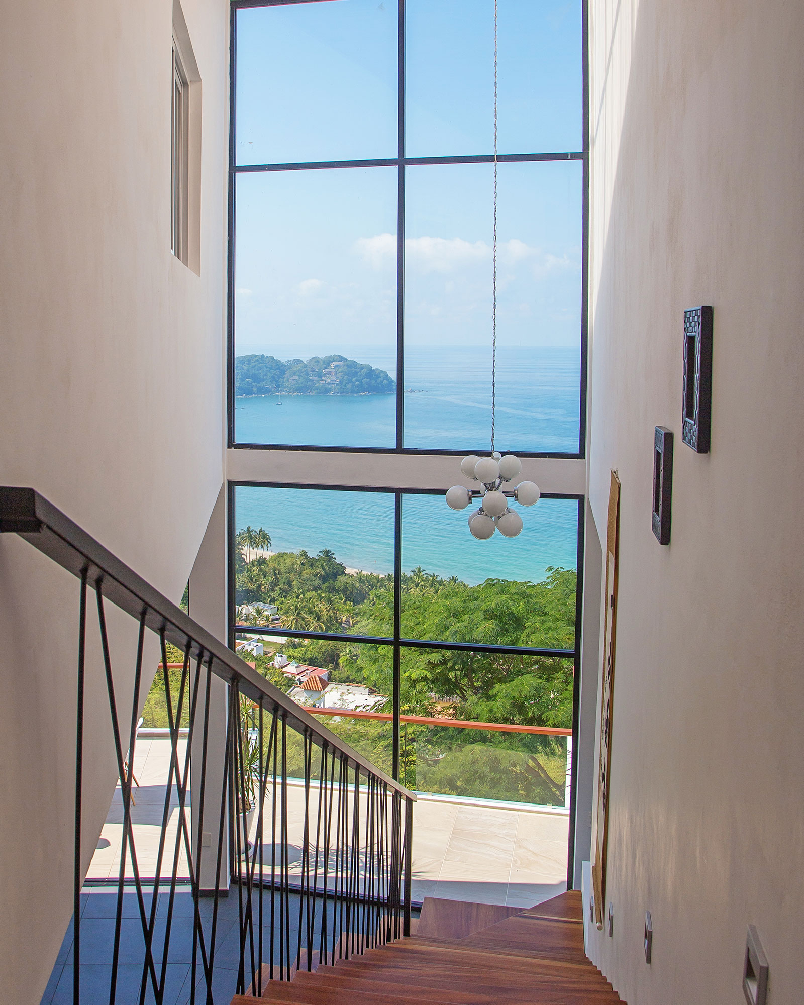 villa-surya_villa_sayulita-nayarit-mexico_interior-window.jpg